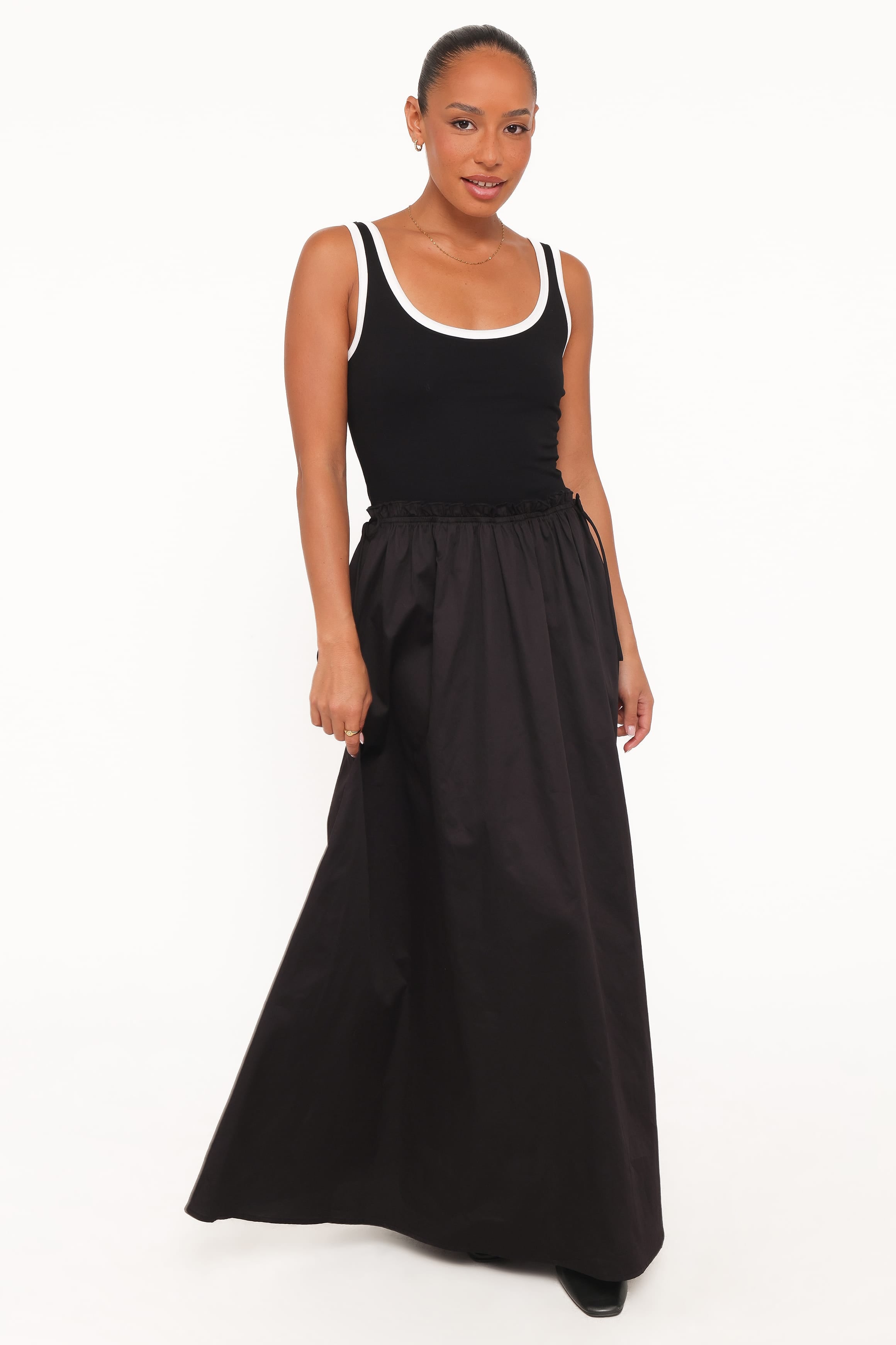 Petal and Pup USA DRESSES Finesse Maxi Dress - Black