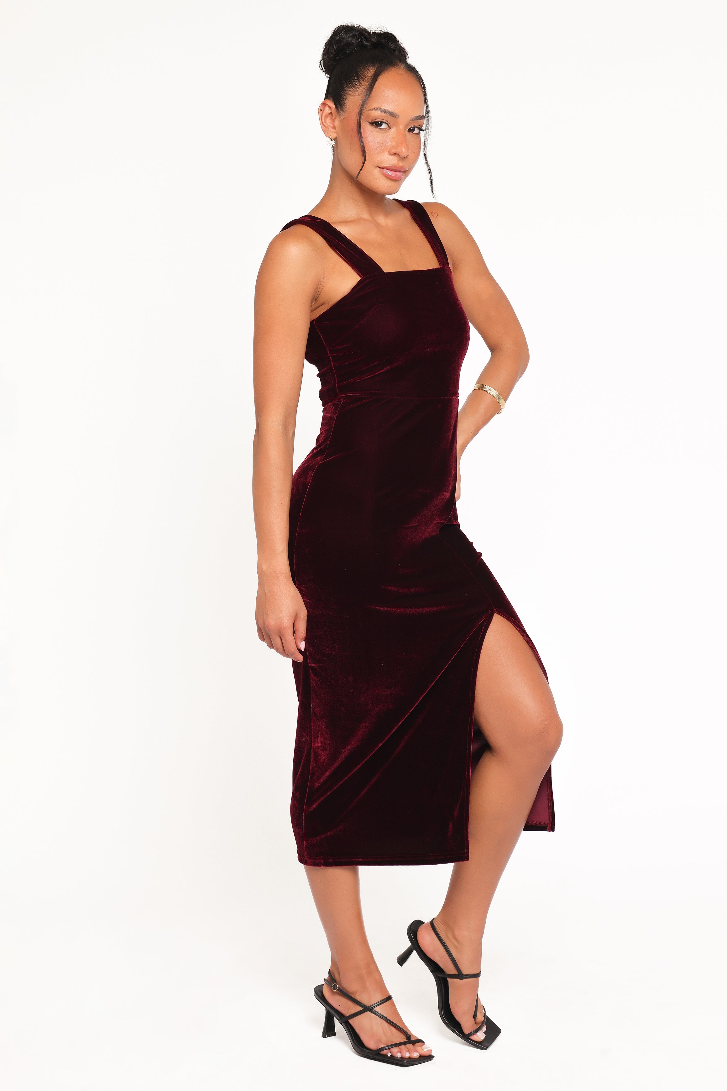 Petal and Pup USA DRESSES Hyatt Velvet Dress - Burgundy