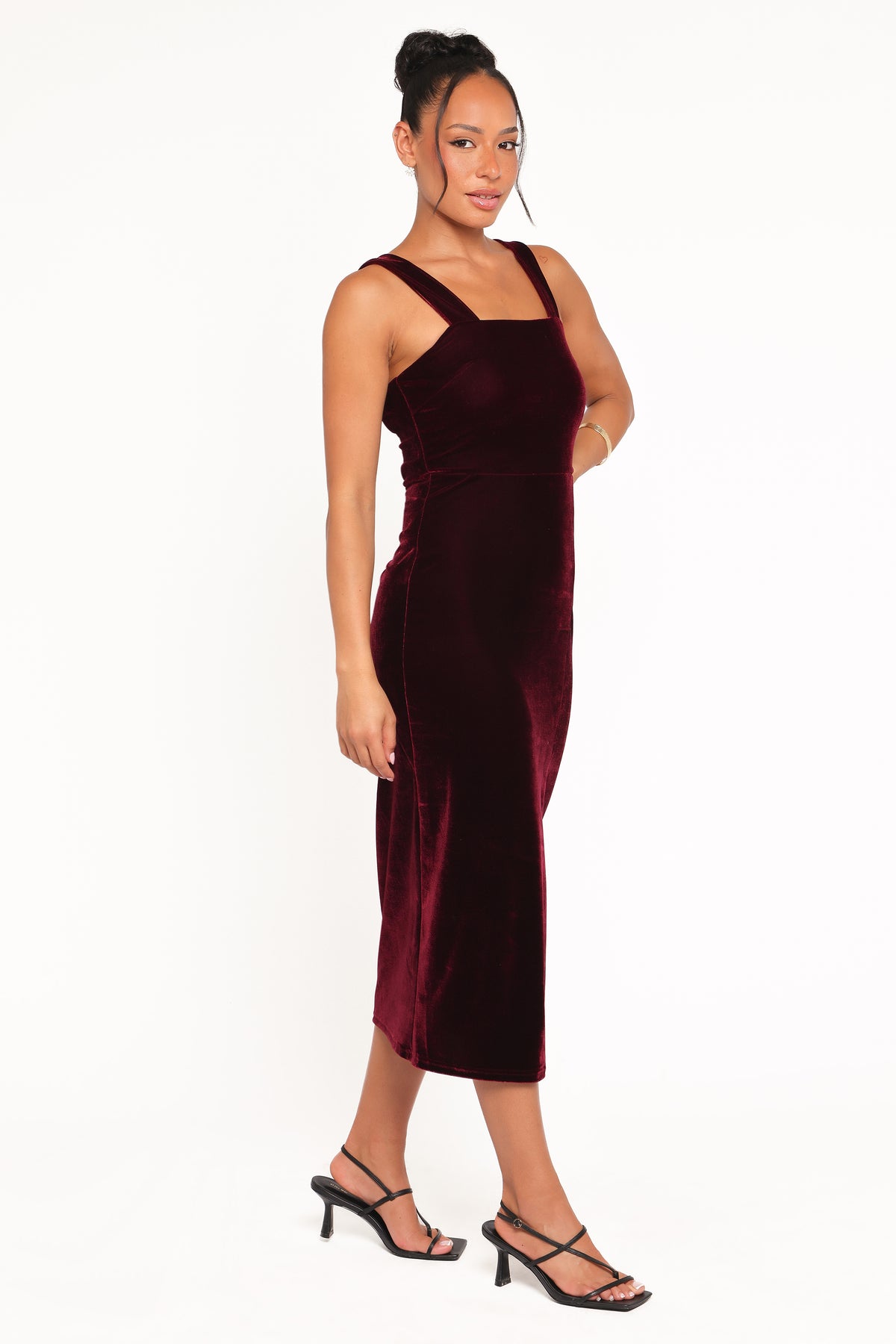 burgundy velvet sleeveless dress She + Sky Romantic Velvet Dress