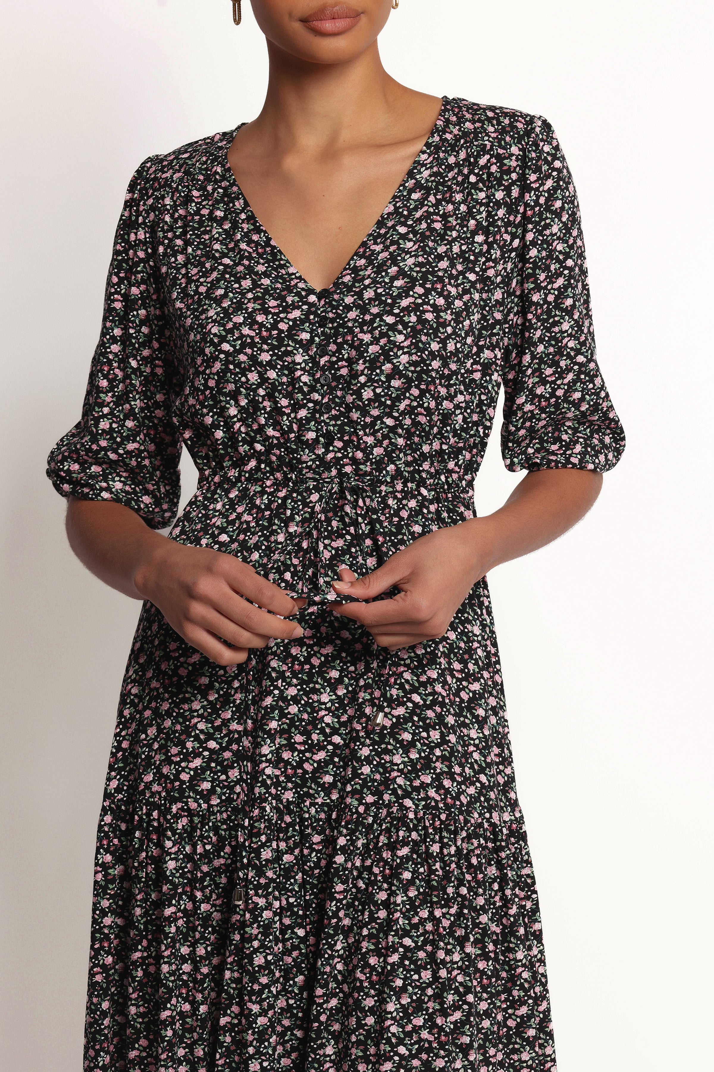Petal and Pup USA DRESSES Kelda Dress - Black Rosebud Floral
