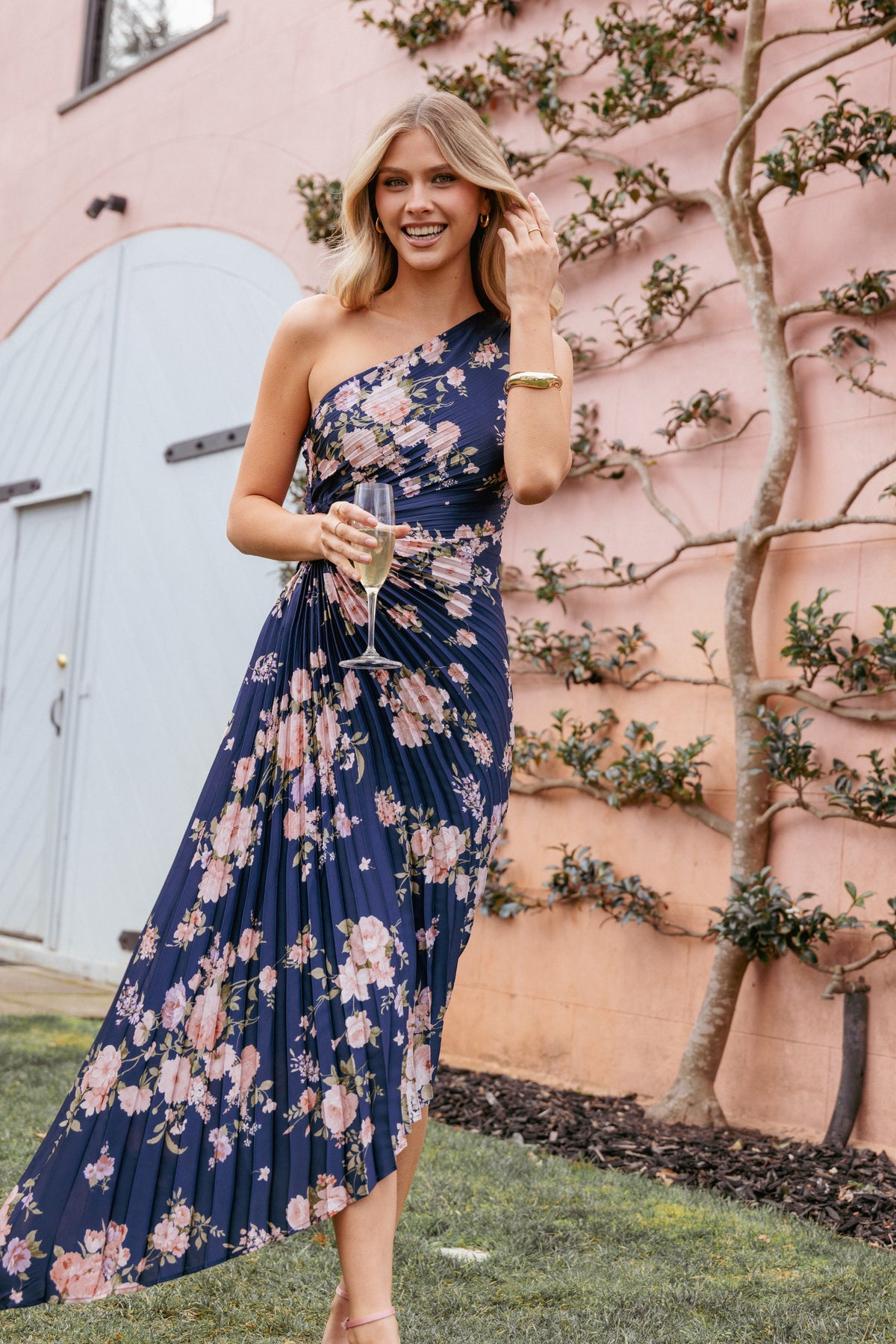 Kleo One Shoulder Maxi Dress - Navy Floral | Petal & Pup USA Kleo One Shoulder Maxi Dress - Navy Floral | Petal & Pup USA
