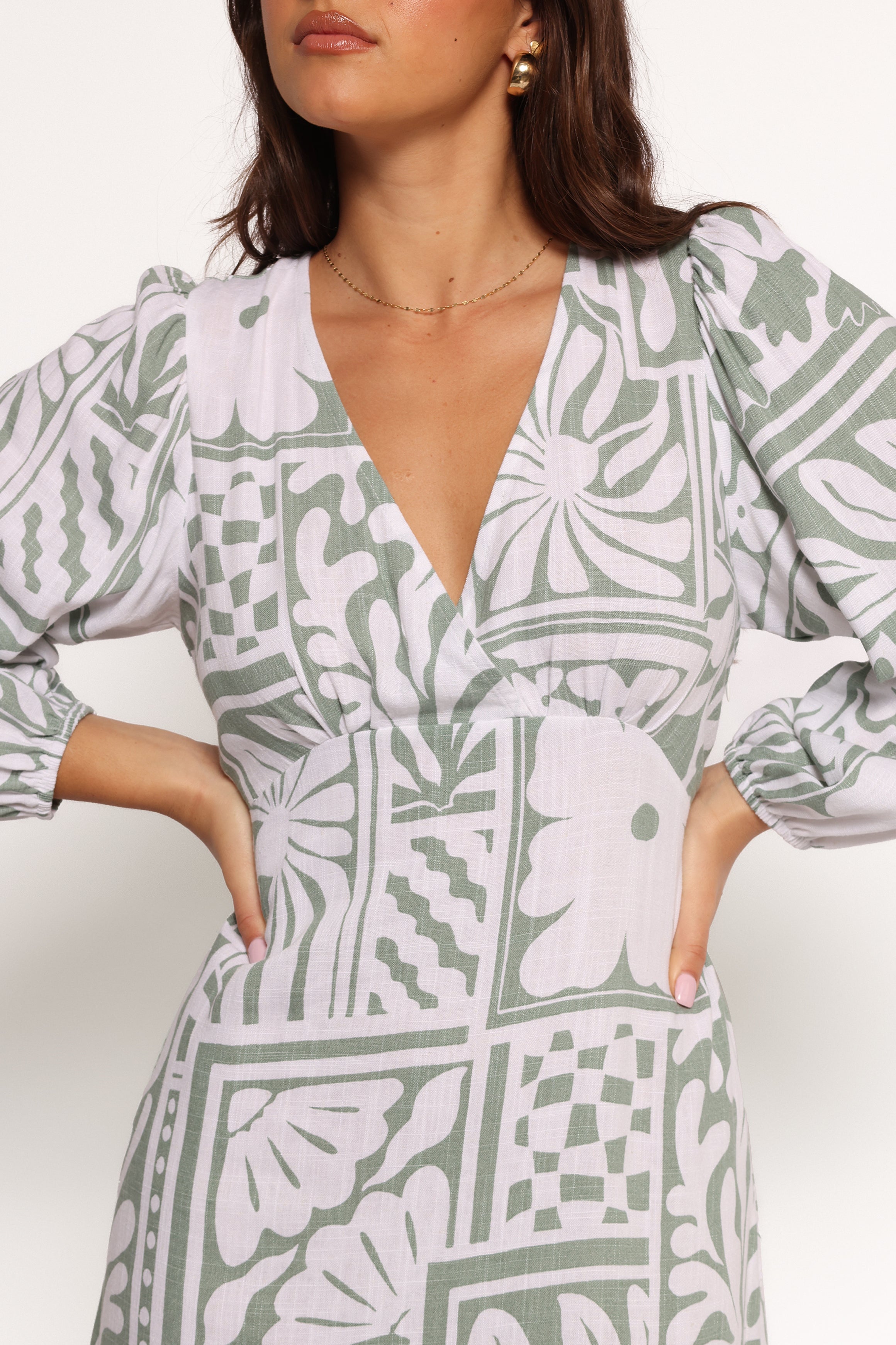 Petal and Pup USA DRESSES Kolby Long Sleeve Midi Dress - Sage Print