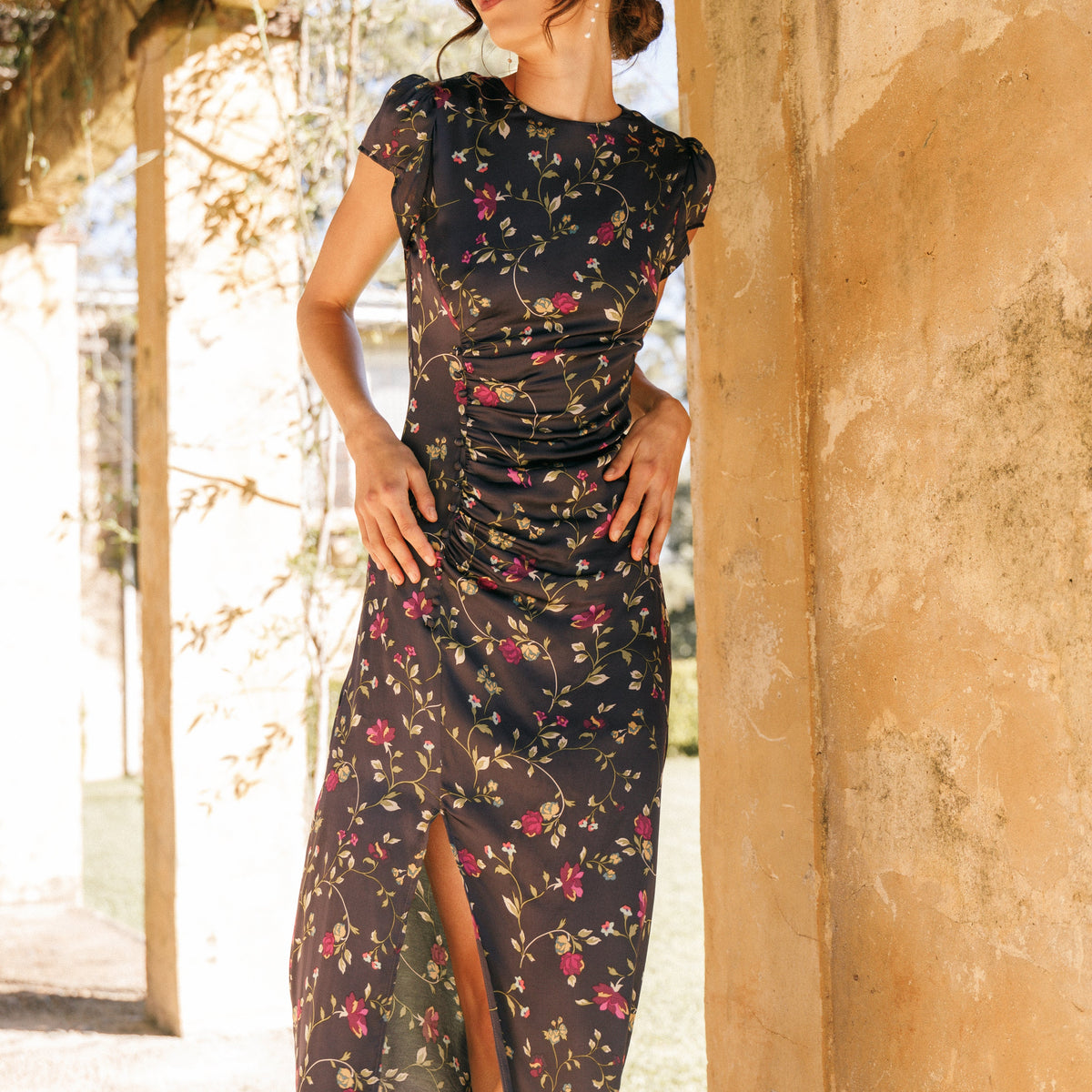 Petal and Pup Lisbeth Midi Dress - Midnight Floral S