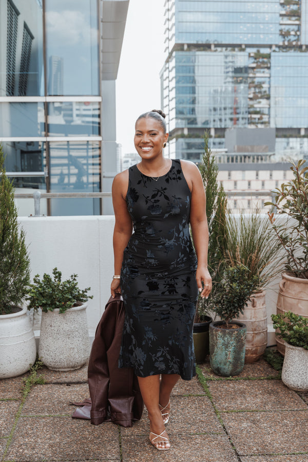 Petal and Pup USA DRESSES Melinda Sleeveless Velvet Maxi - Black