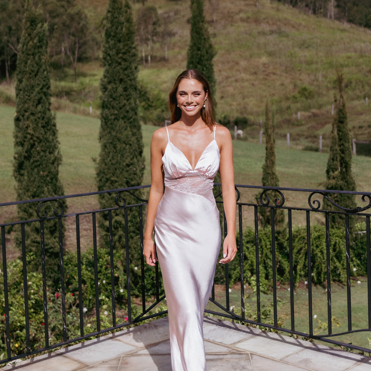 Milla Maxi Lace Dress - Pale Pink