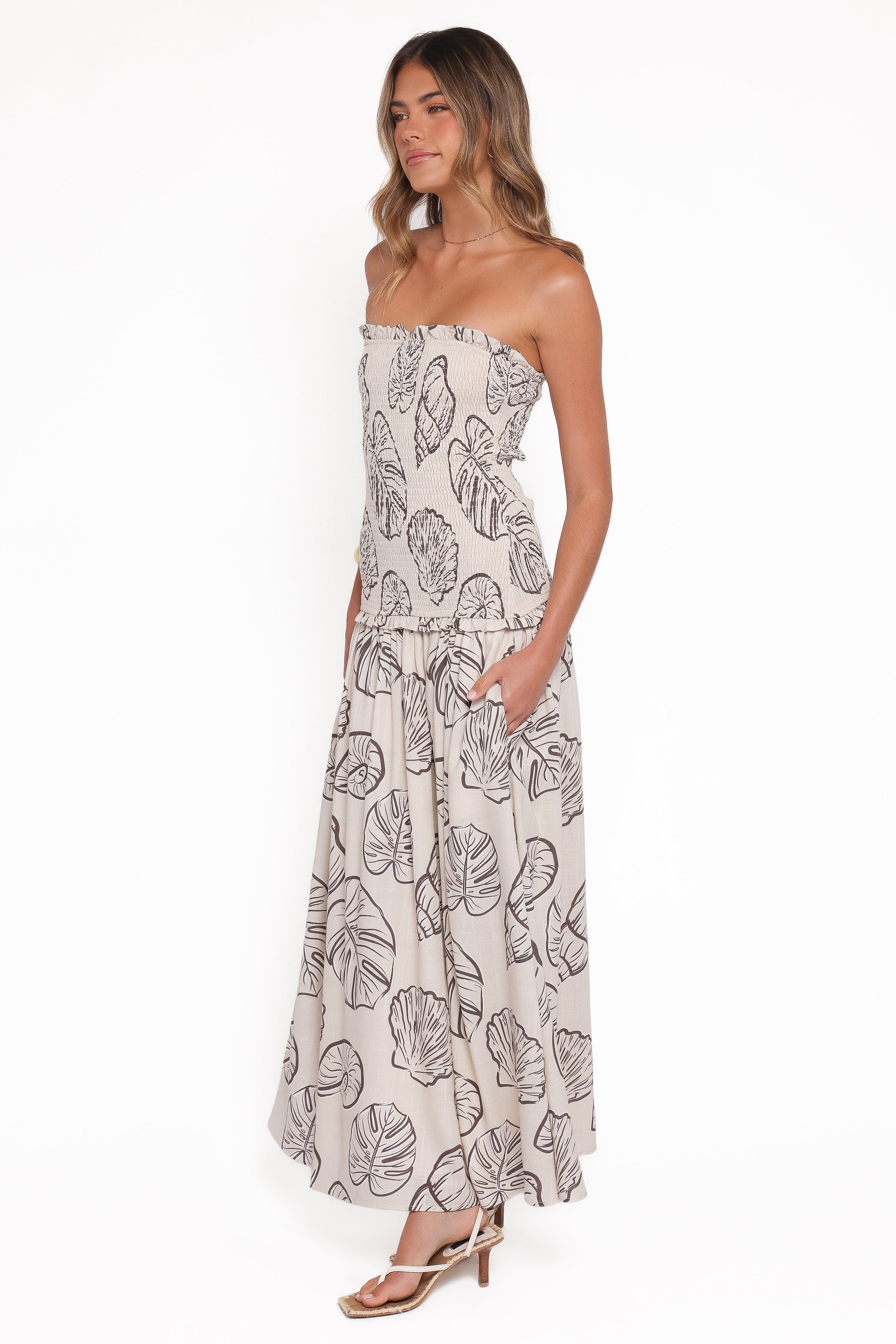 Petal and Pup USA DRESSES Parkway Maxi Dress - Cream Shells