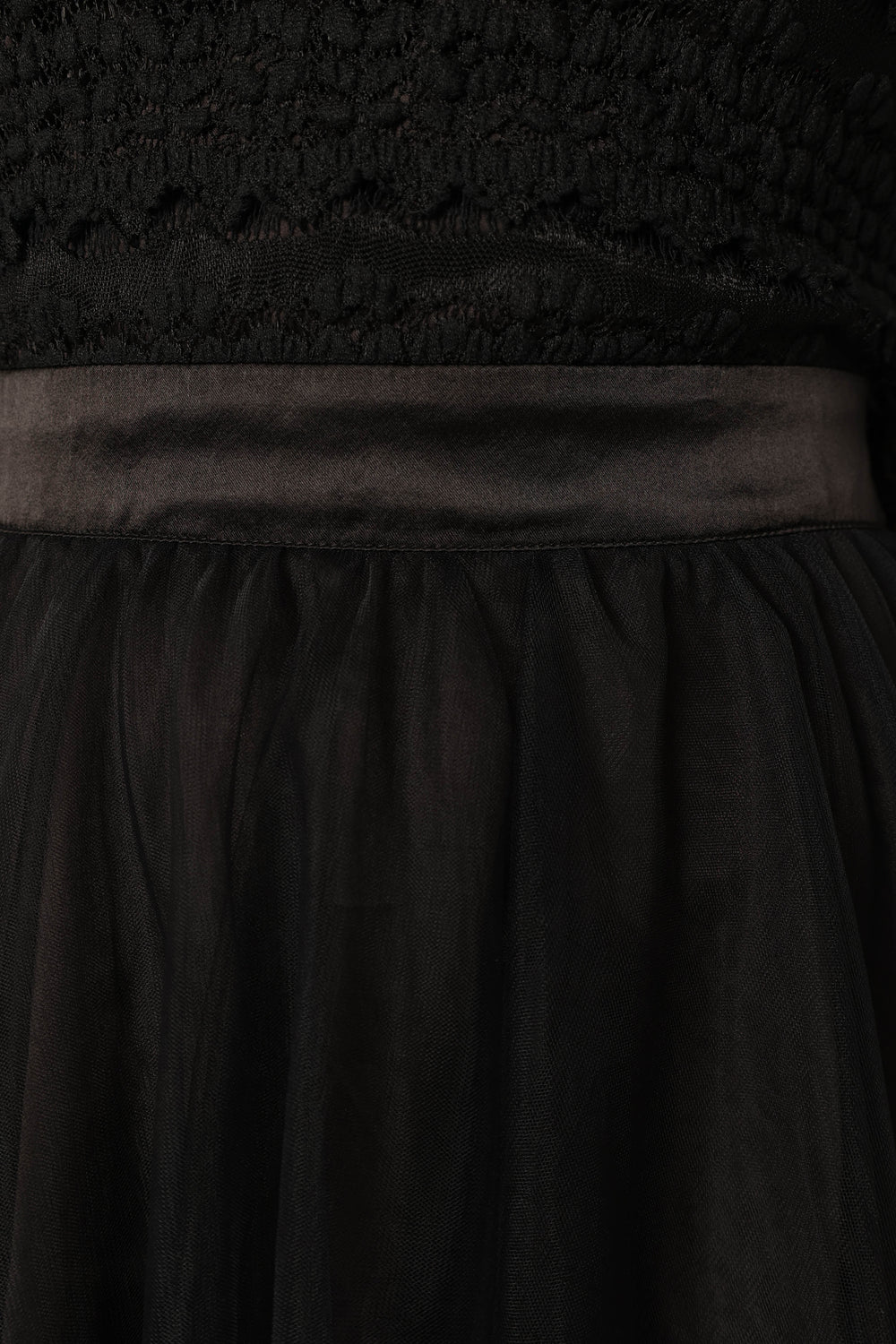 Petal and Pup USA DRESSES Pilla Long Sleeve Midi Dress - Black