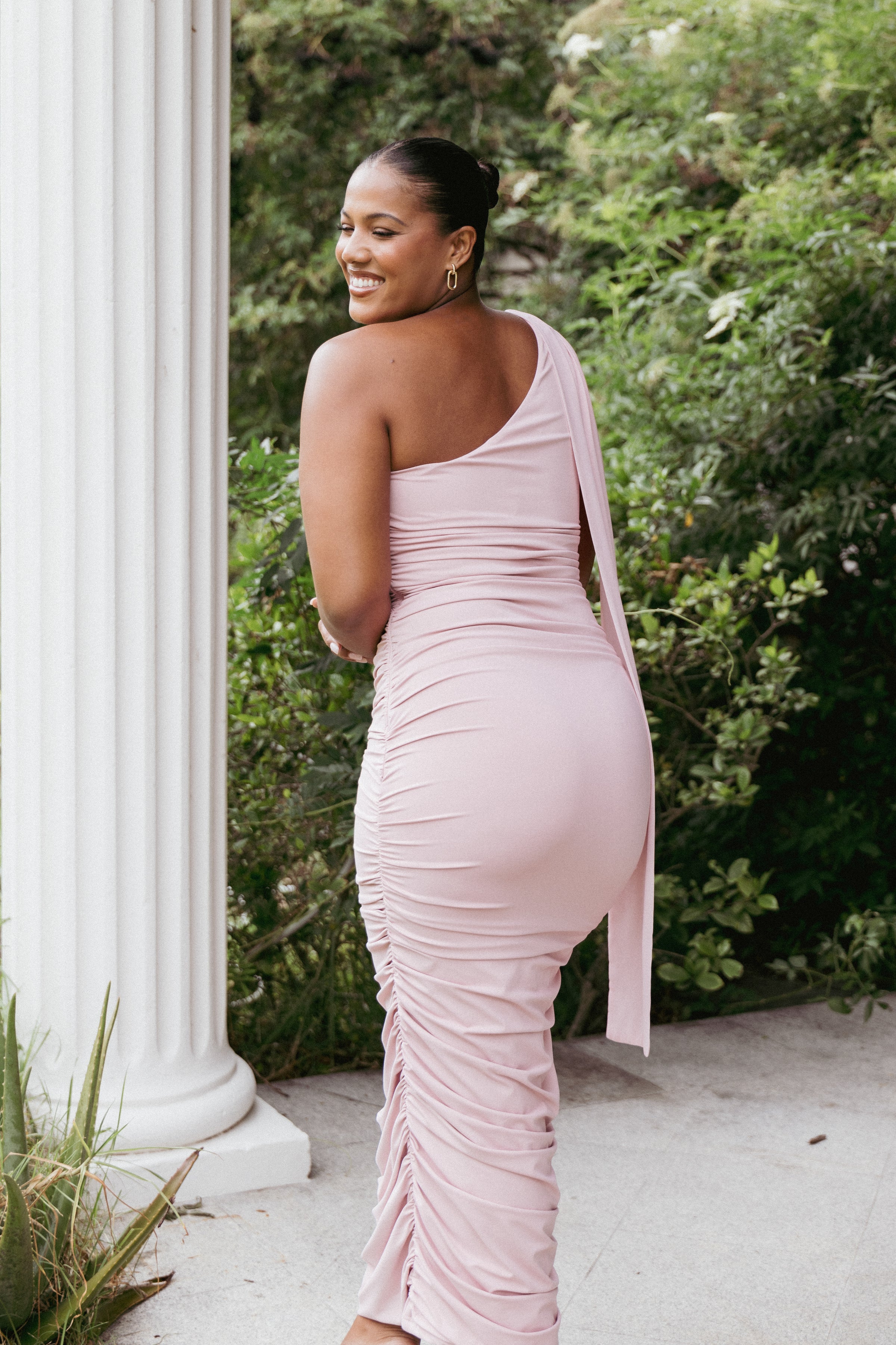 Petal and Pup USA DRESSES Reia Midi Dress - Pink