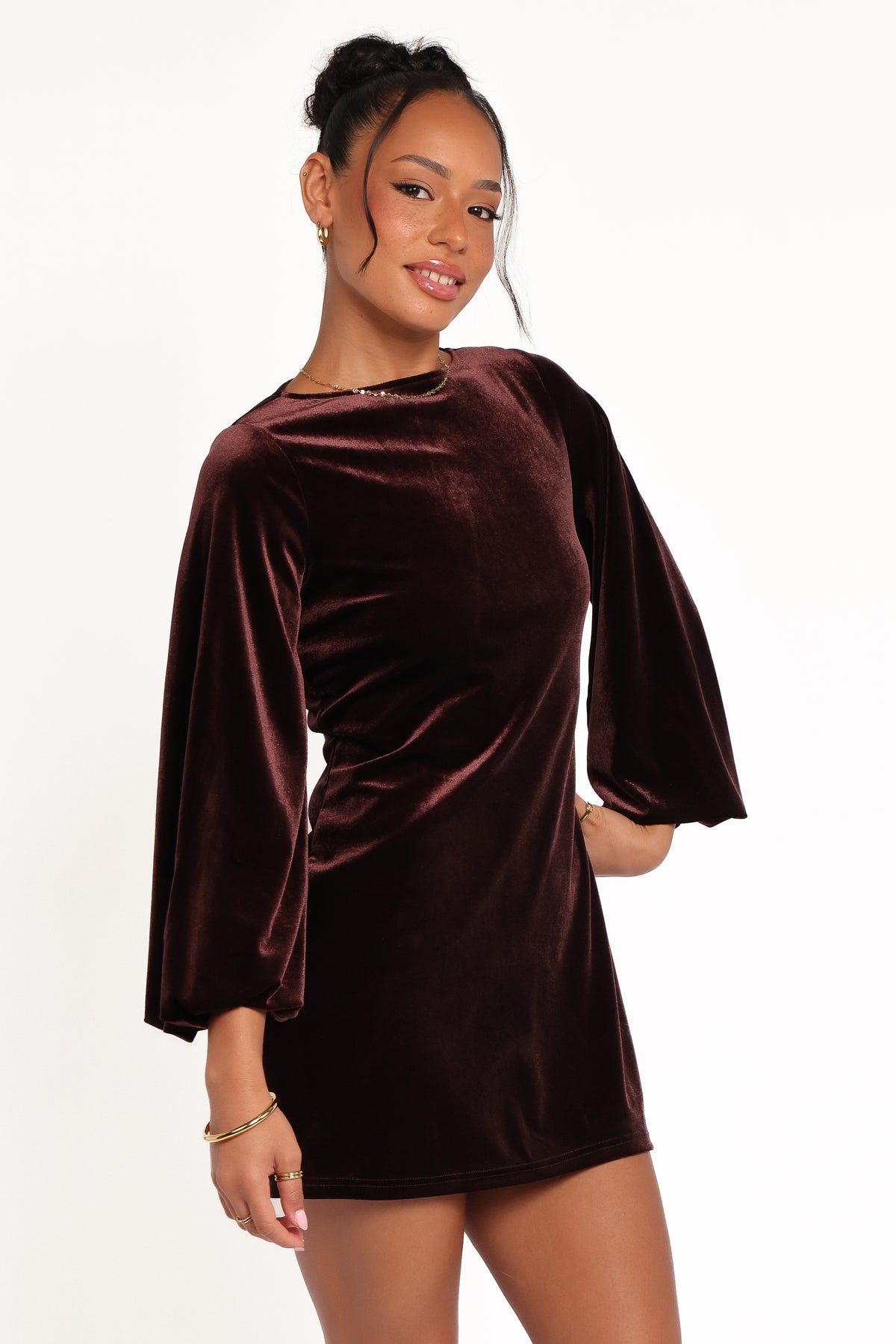 Twylar Long Sleeve Velvet Mini Dress - Brown | Petal & Pup USA Twylar Long Sleeve Velvet Mini Dress - Brown | Petal & Pup USA