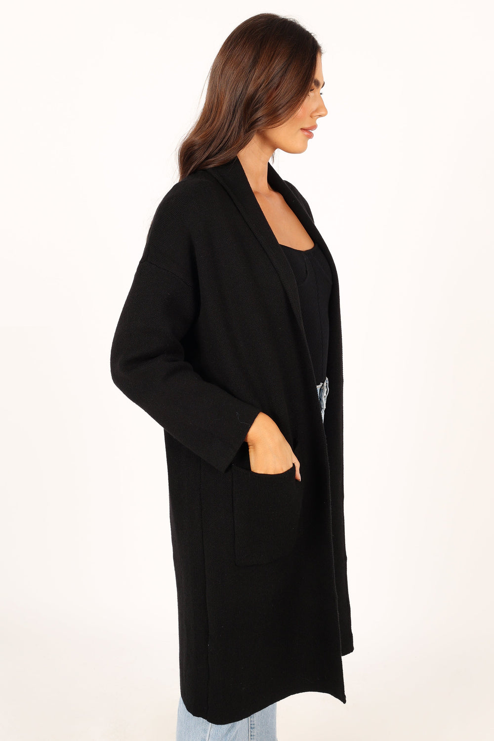 Pre-Fall 2021 Collection Long cardigan in black wool, wh…
