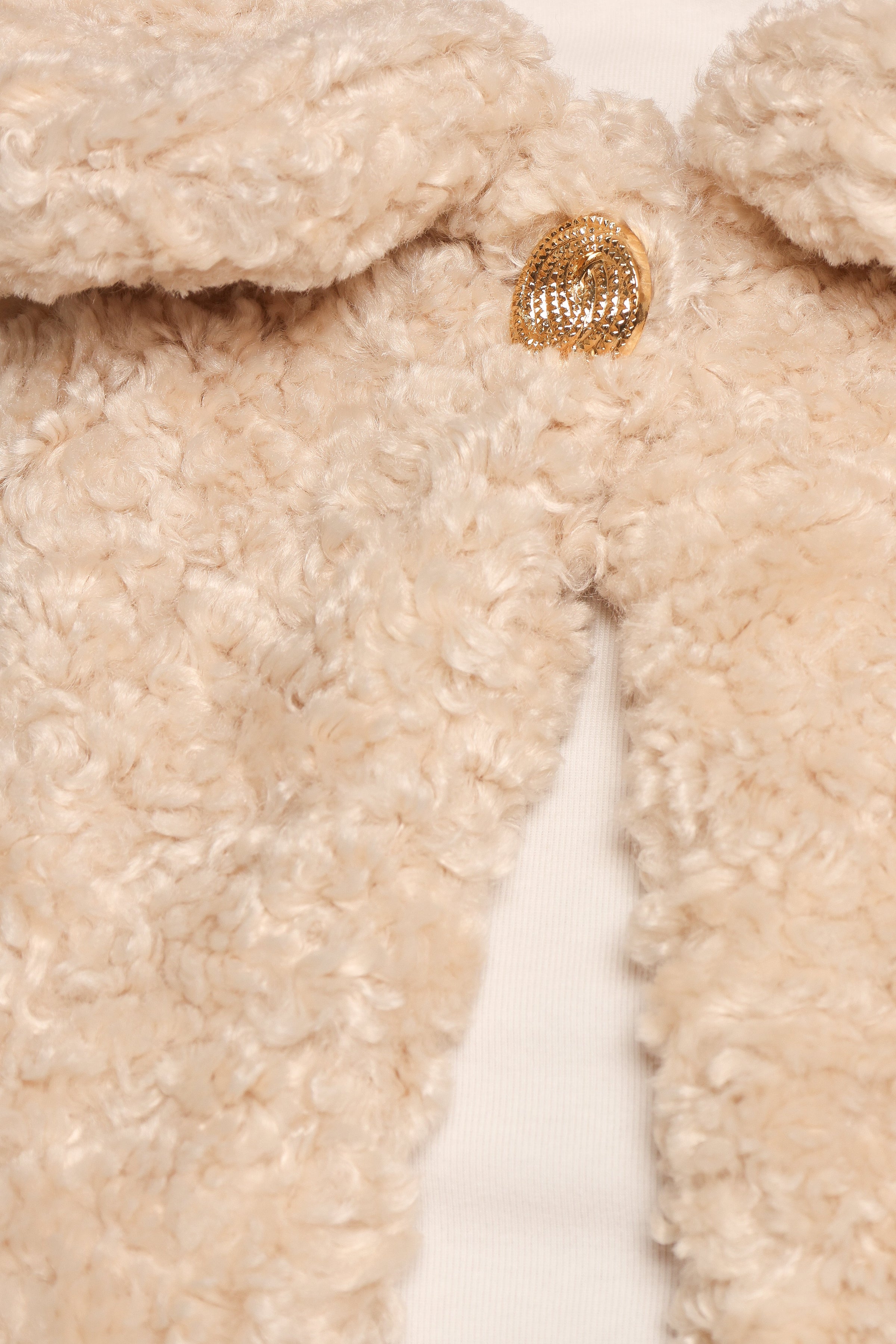 Petal and Pup USA OUTERWEAR Lucie Faux Fur Crop Jacket - Cream