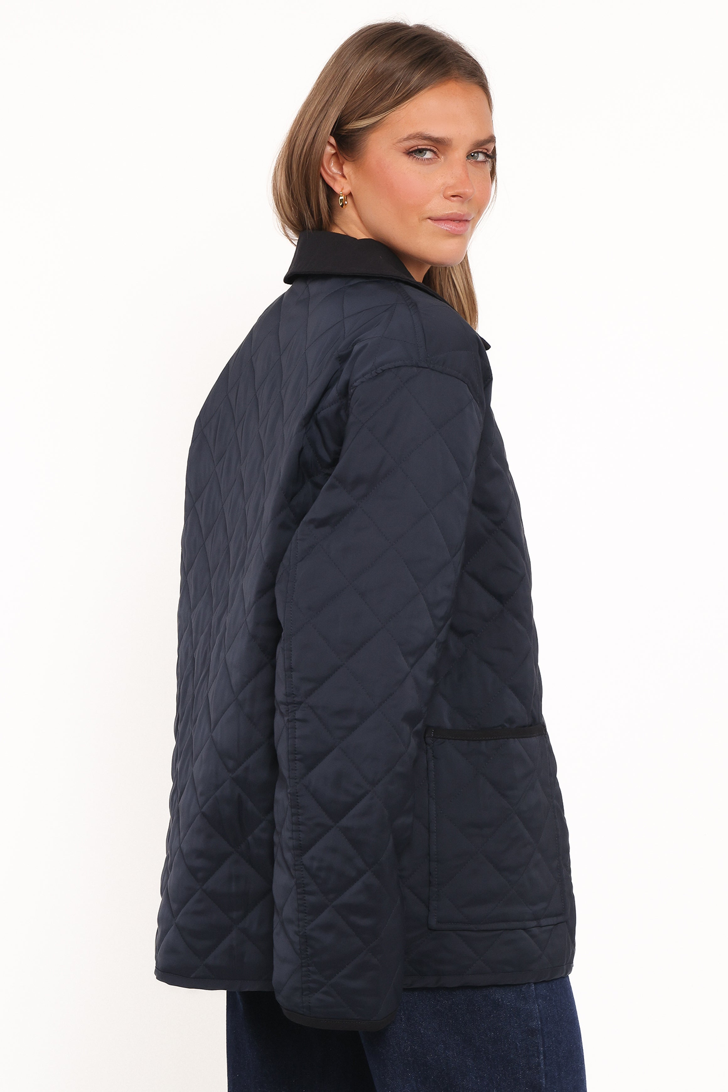 Petal and Pup USA OUTERWEAR Lynly Quilted Barn Jacket - Navy