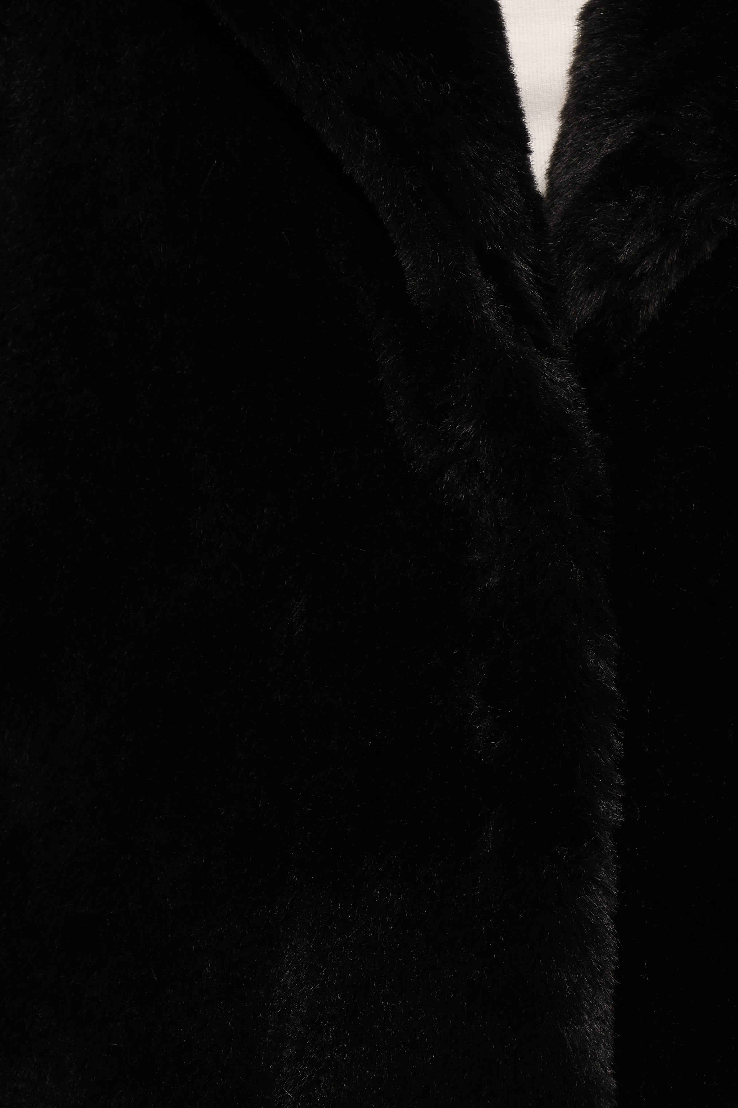 Petal and Pup USA OUTERWEAR Meeka Faux Fur Jacket - Black
