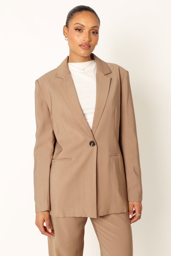 Petal and Pup USA OUTERWEAR Noelle Oversized Blazer - Light Brown