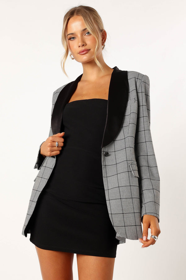 Petal and Pup USA OUTERWEAR Veronica Contrast Lapel Blazer - Grey