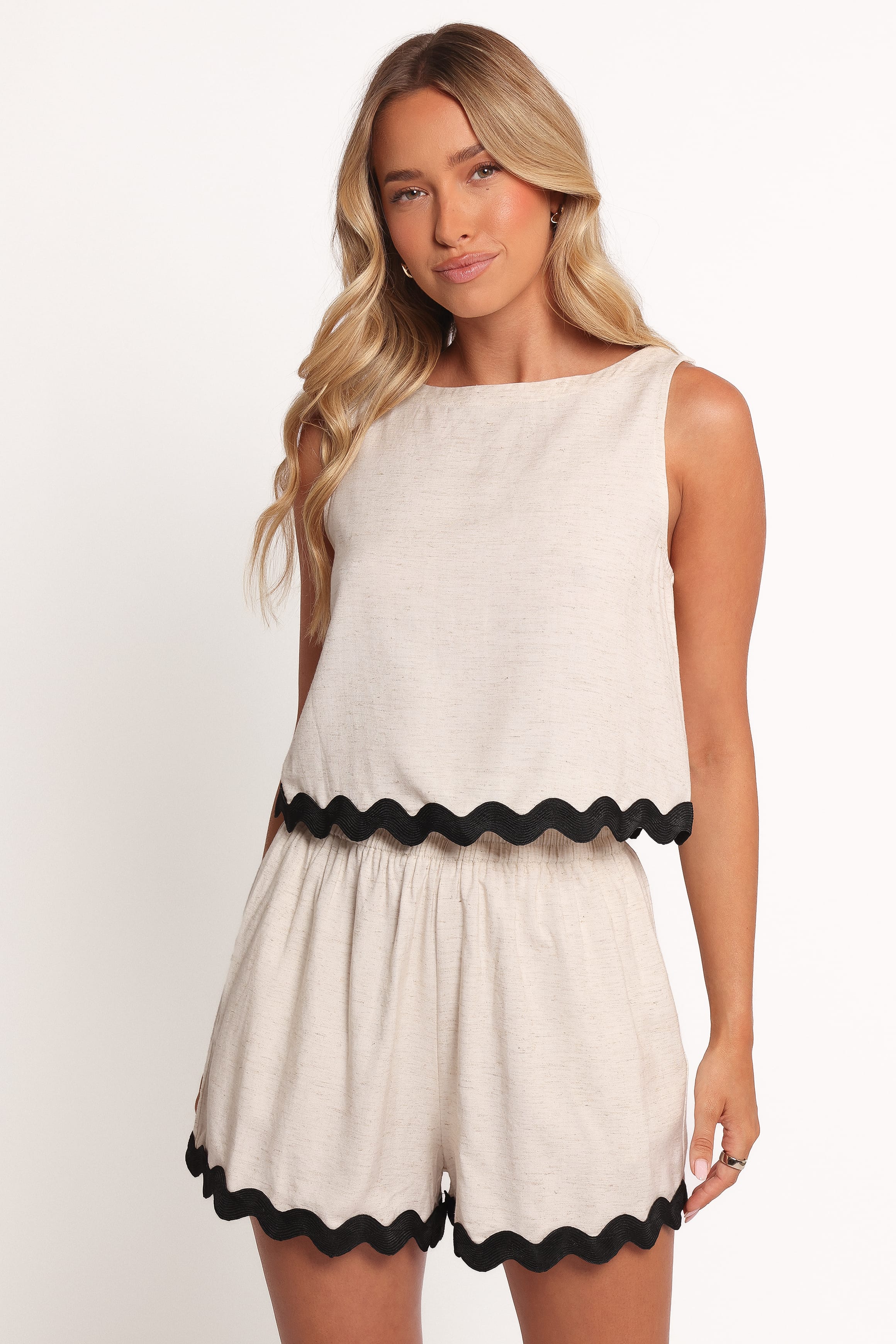 Petal and Pup USA SETS Katy Short Set - Cream Black