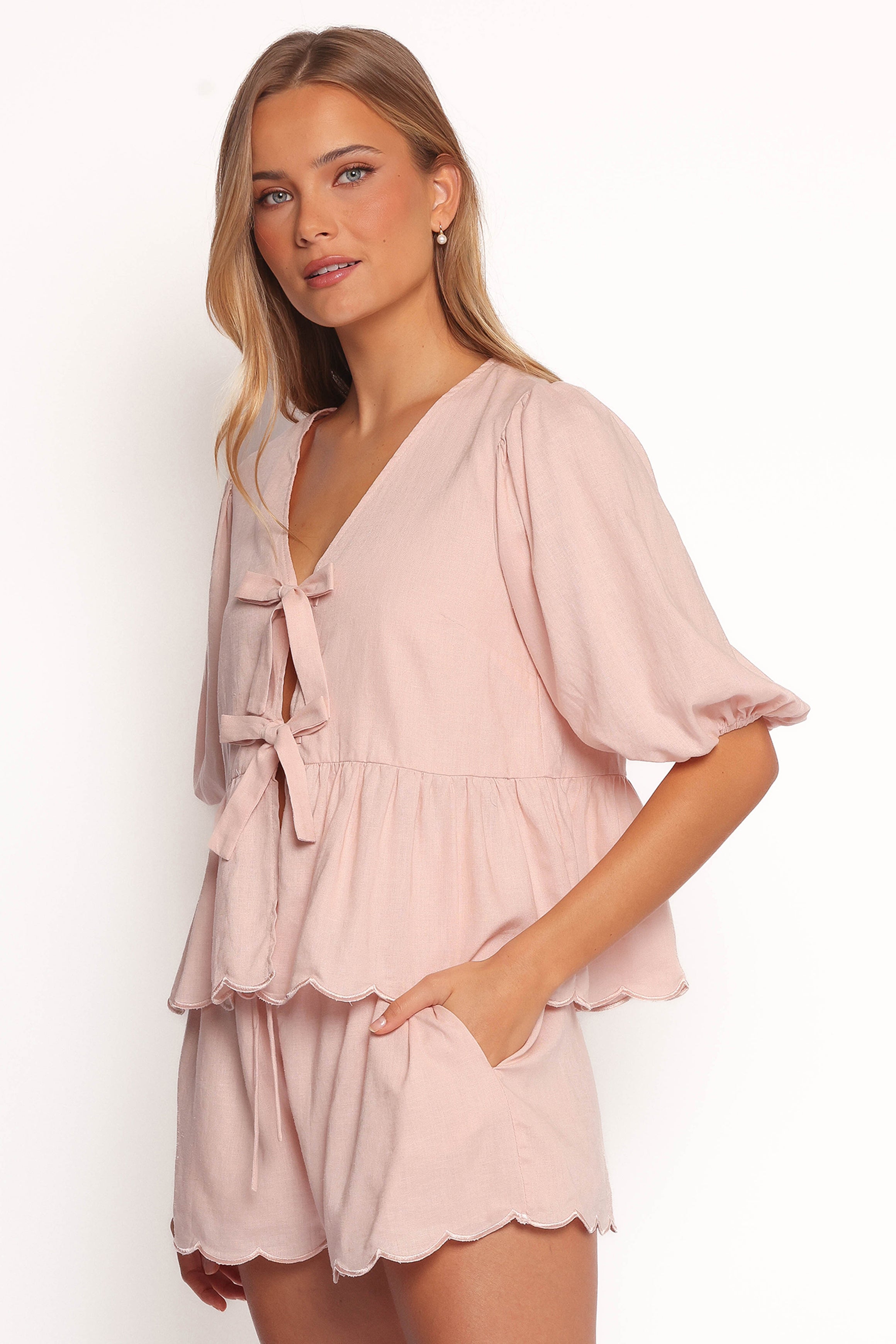 Petal and Pup USA SETS Zarie Scalloped Short Set - Light Pink