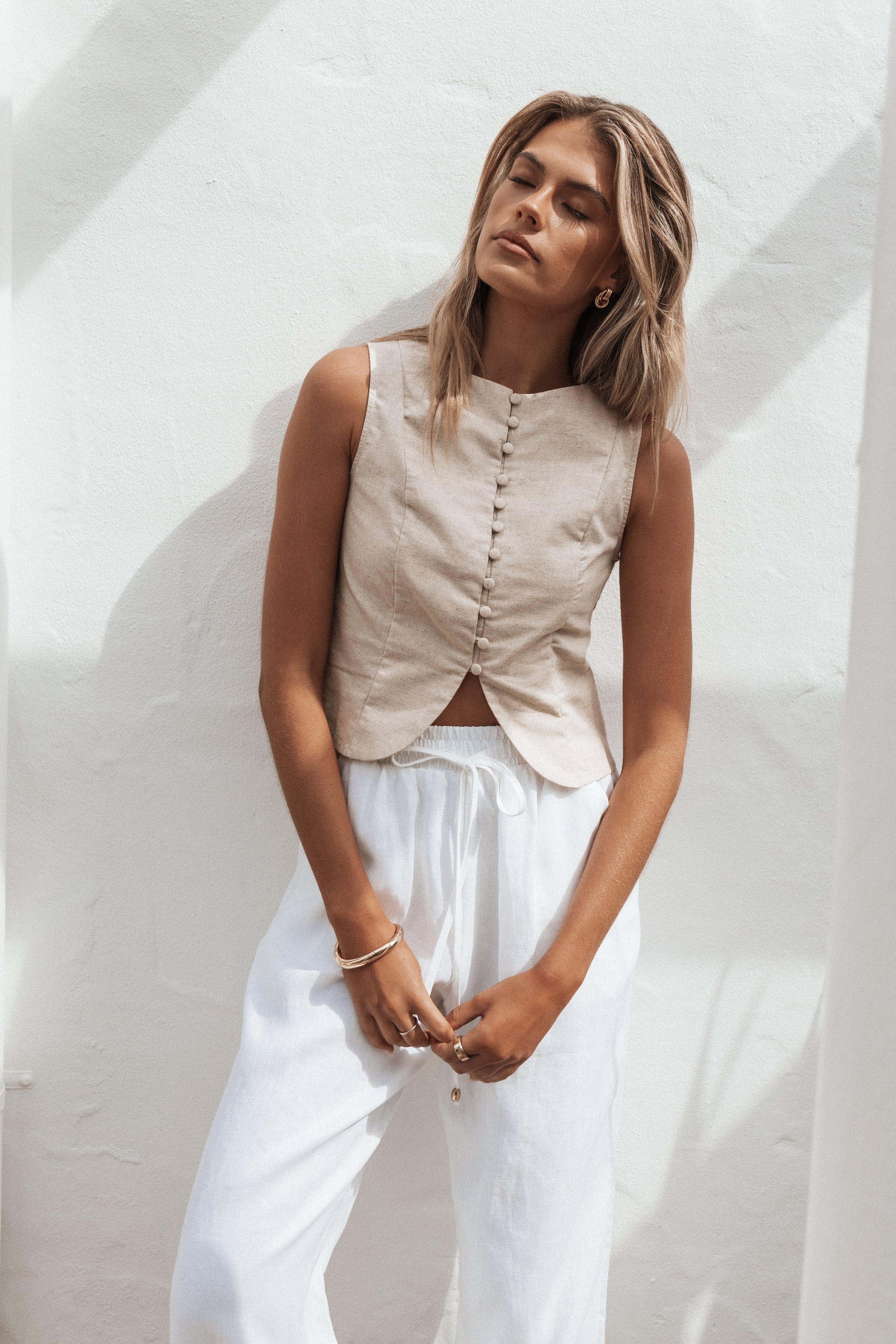 Petal and Pup USA TOPS Daniella Linen Vest - Oatmeal