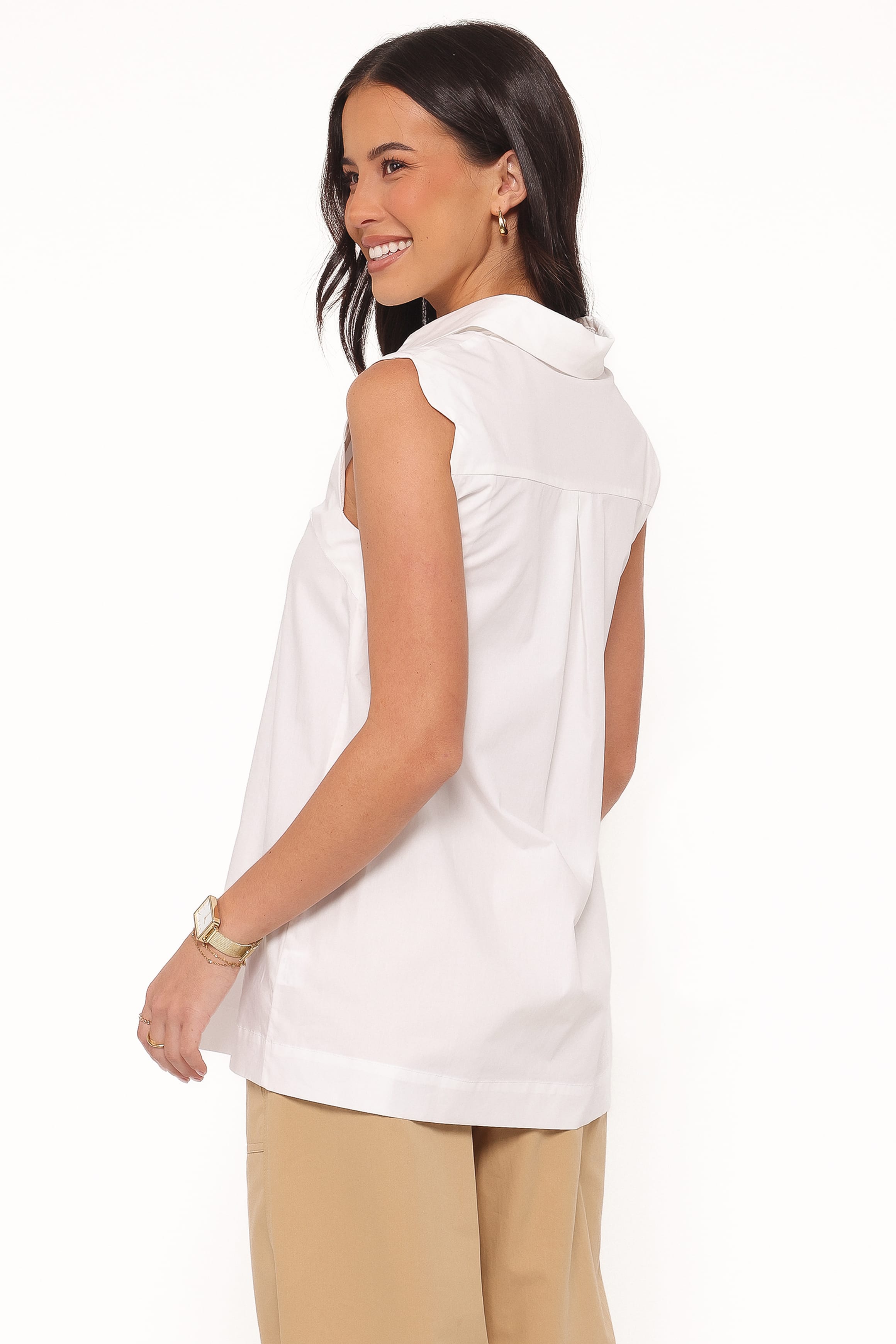 Petal and Pup USA TOPS Deirdre Scallop Button Up Shirt - White