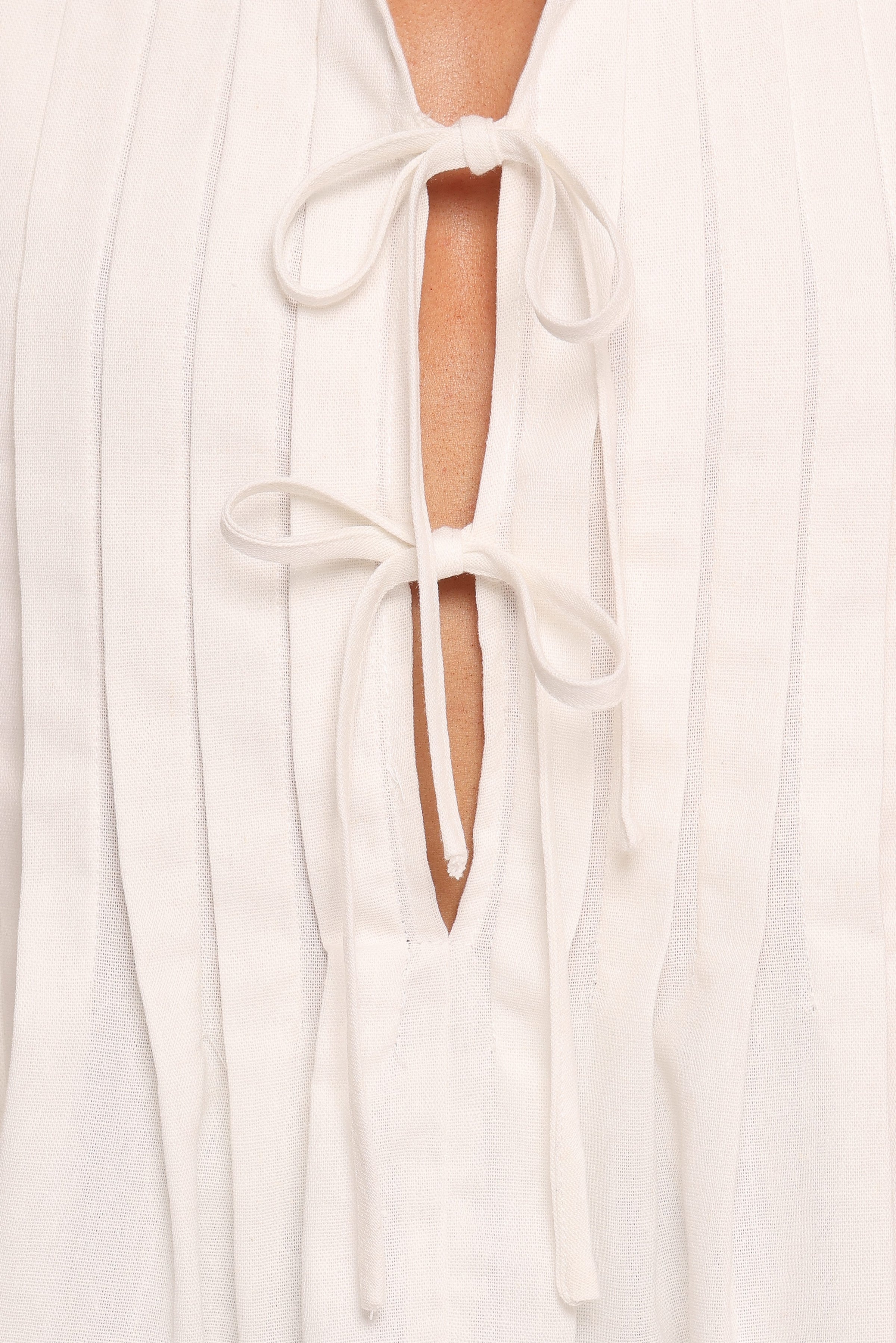Petal and Pup USA TOPS Delia Pleat Tie Top - White (Hold for Rack)