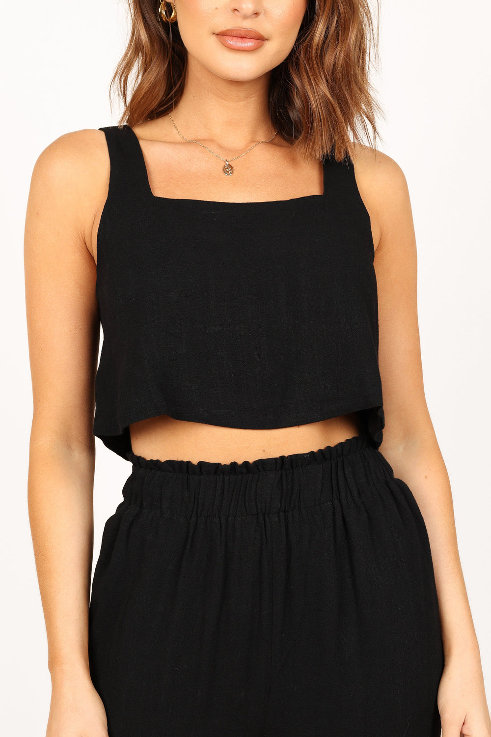 Petal and Pup USA TOPS Eleanor Cropped Top - Black