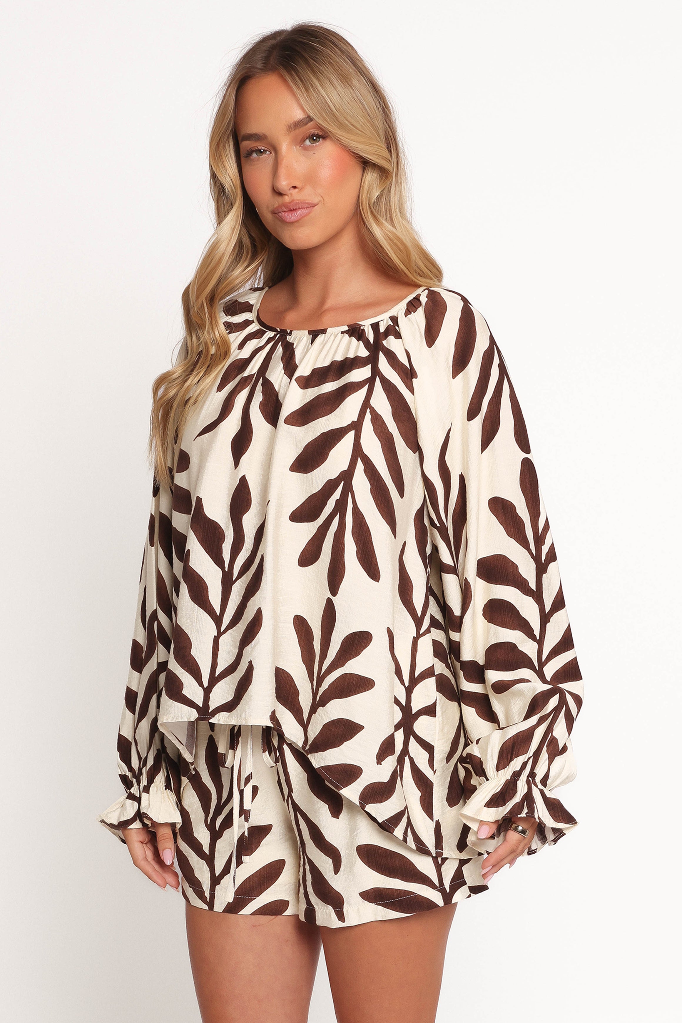 Petal and Pup USA TOPS July Long Sleeve Smock Top - Brown Palm