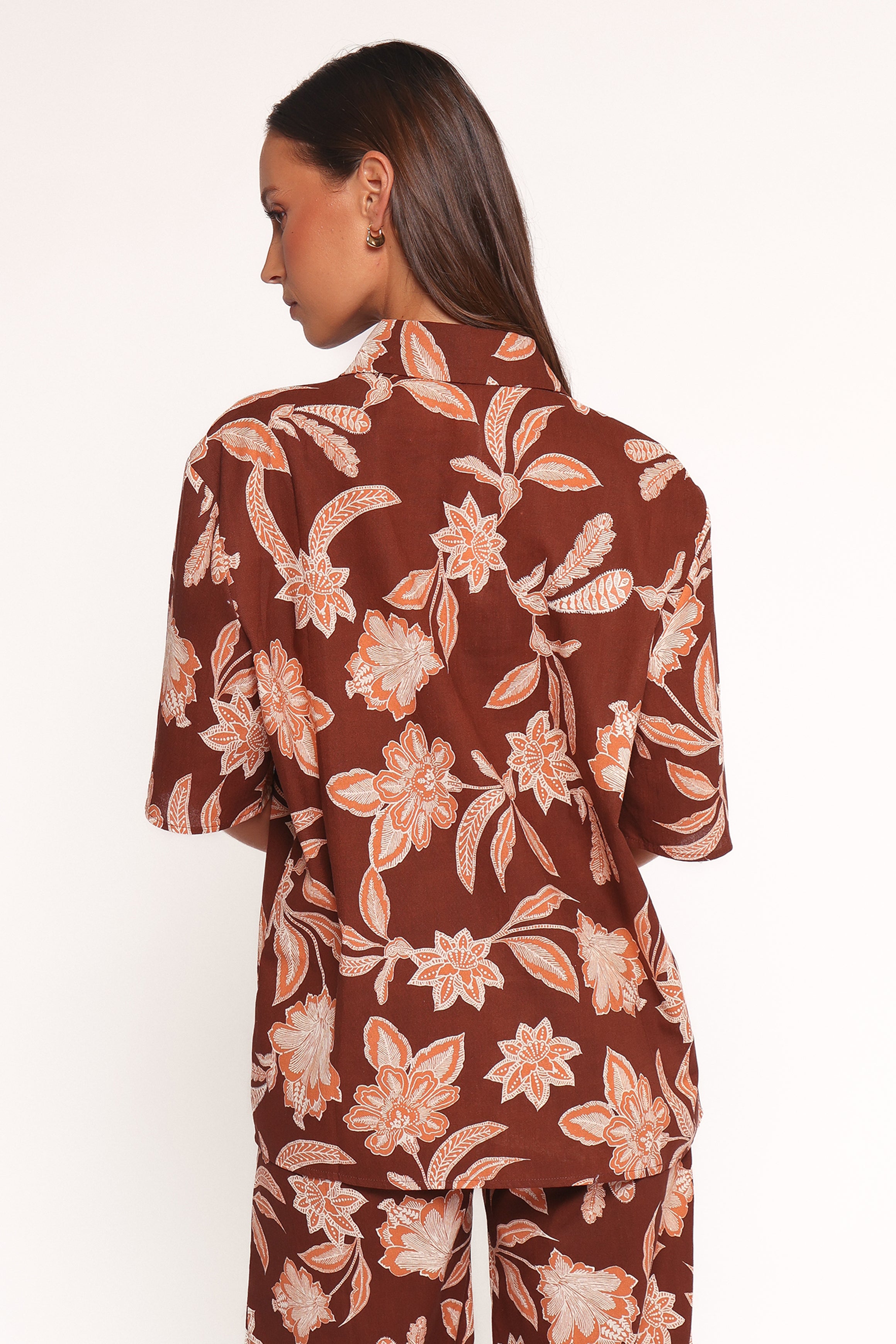 Petal and Pup USA TOPS Samira Short Sleeve Shirt - Orange Floral