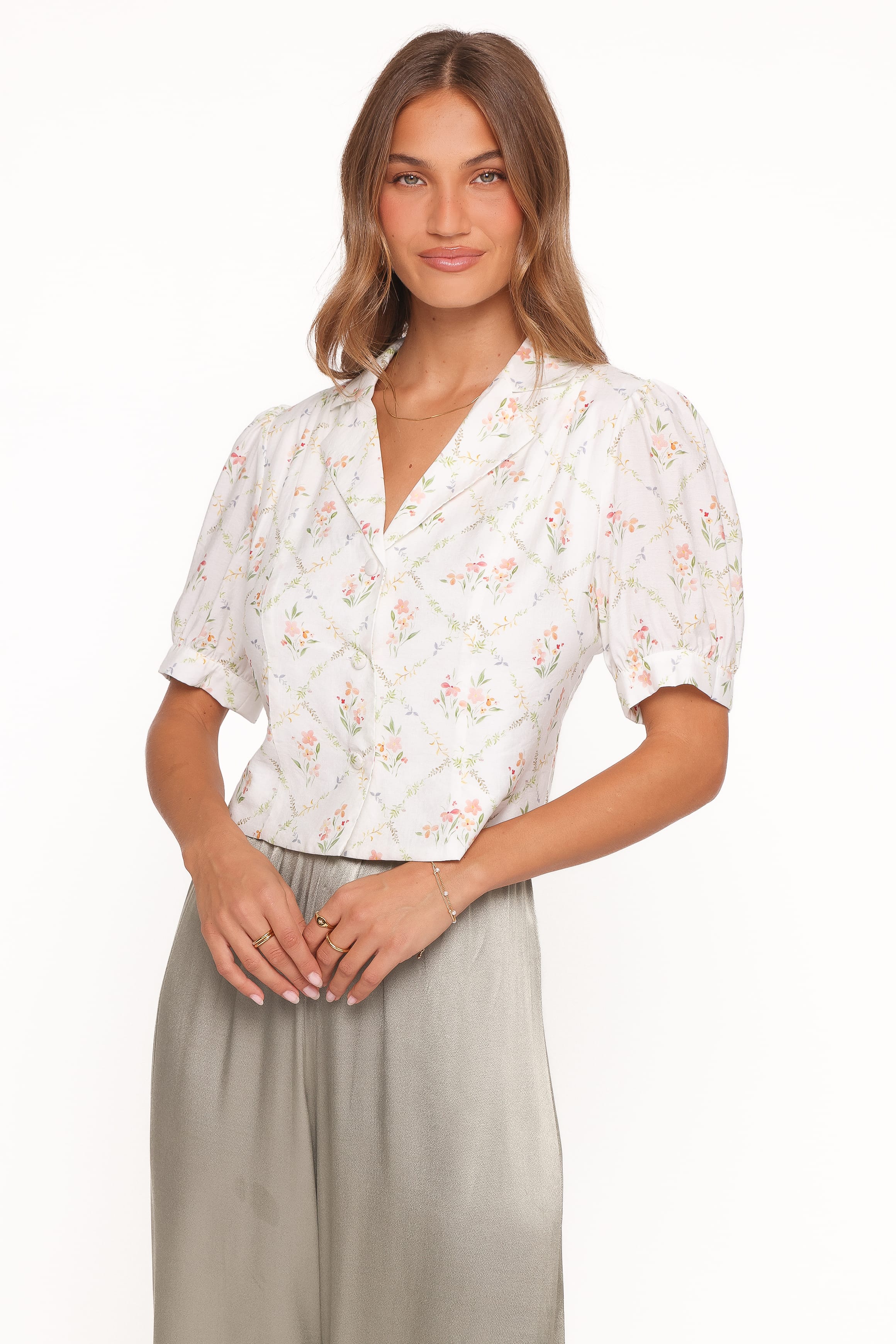 Petal and Pup USA TOPS Steele Button Front Top - White Vintage Floral