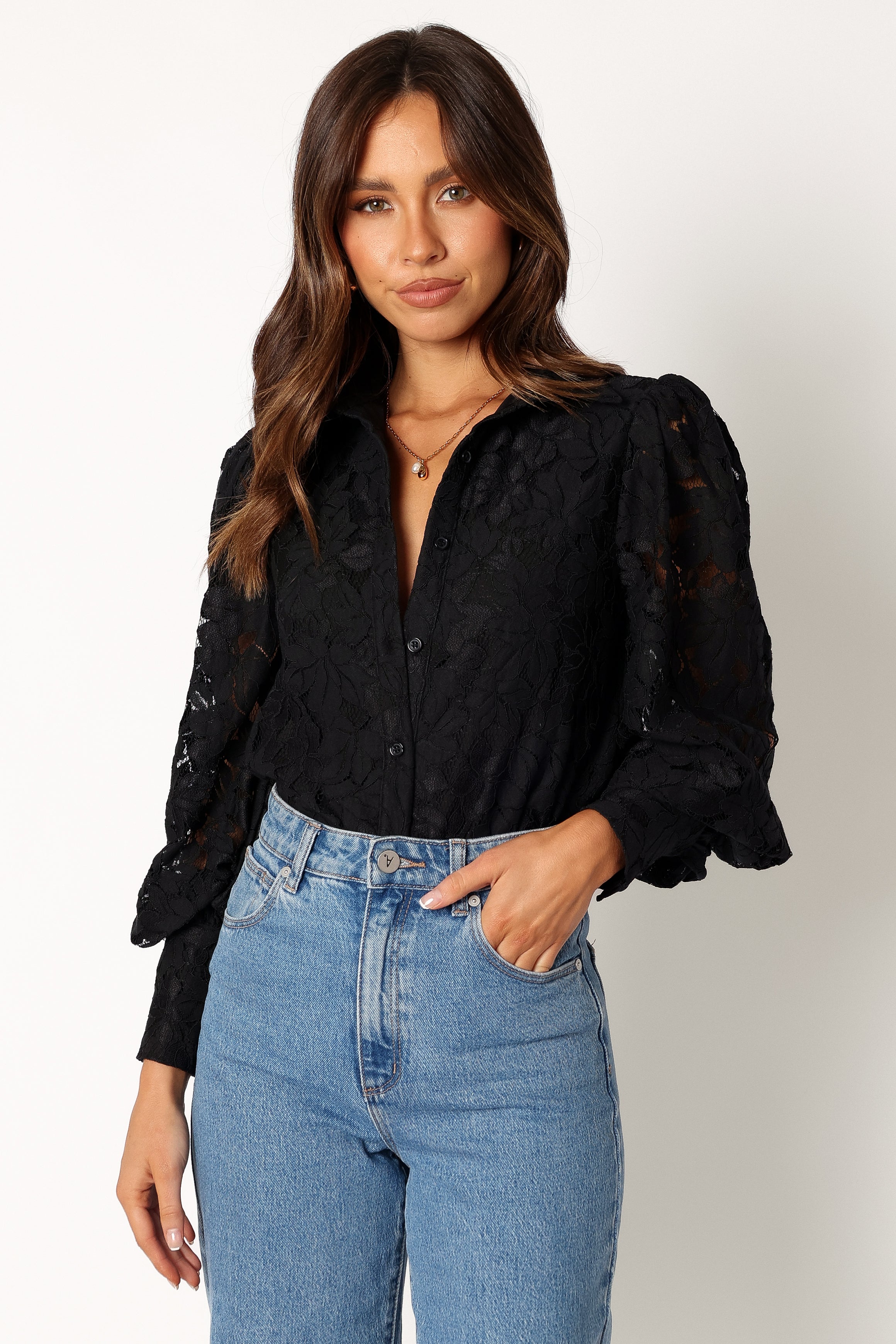 トップス YILON FLOWER LACE BLOUSE BLACK Flower lace blouse – YILON