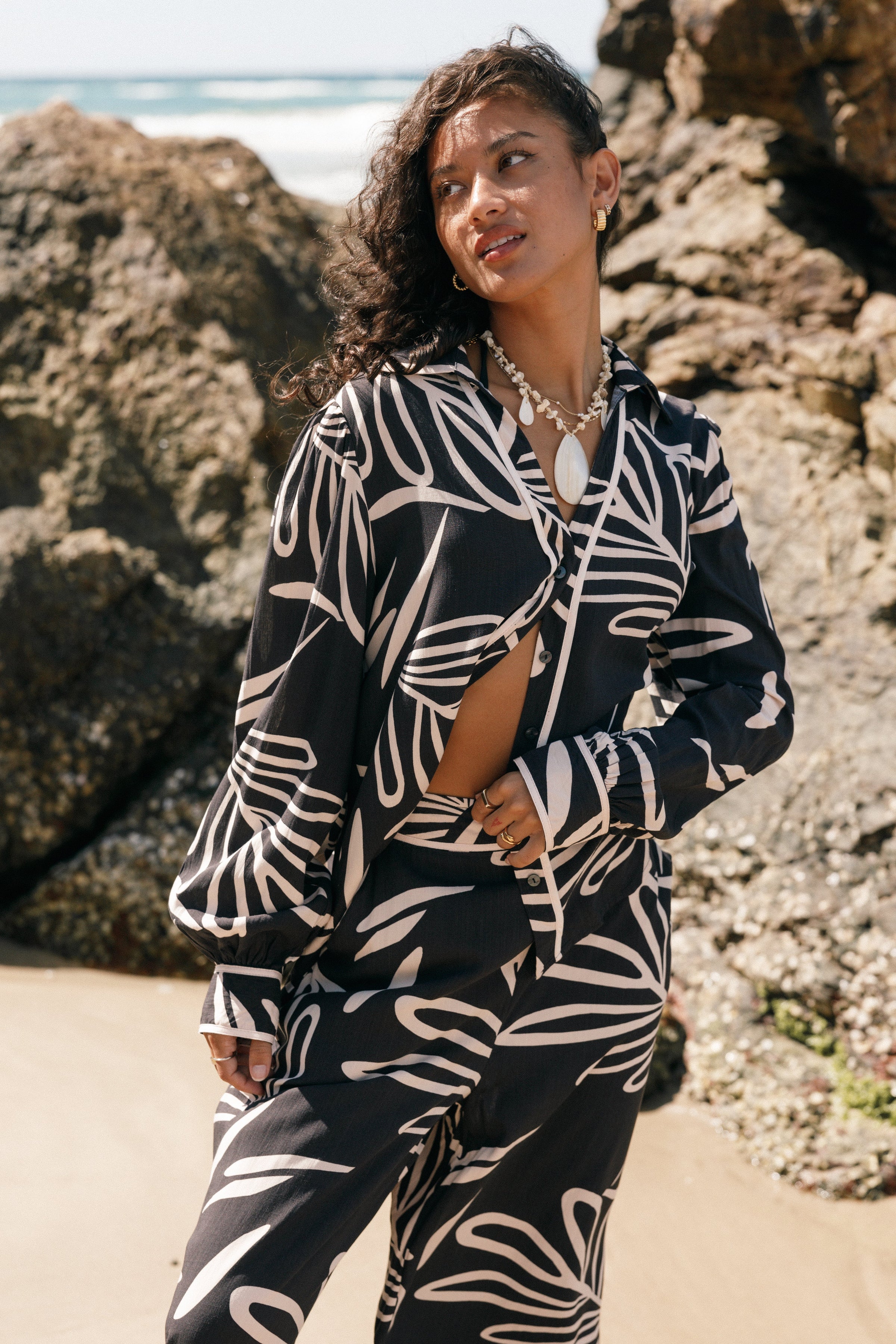 Petal and Pup USA TOPS Talia Top - Black