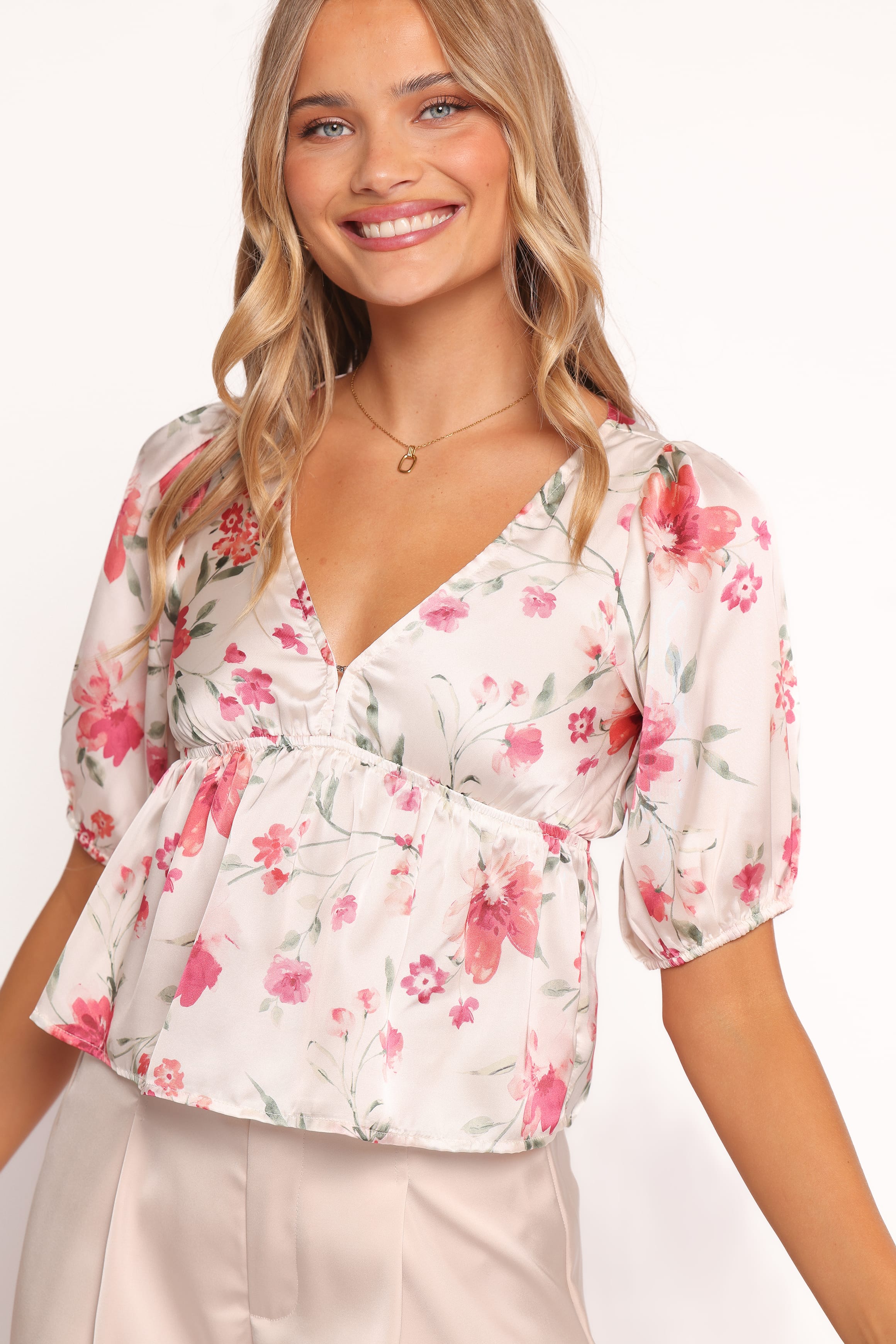 Petal and Pup USA TOPS Tove Top - Cameo Floral (Hold for Amazon)