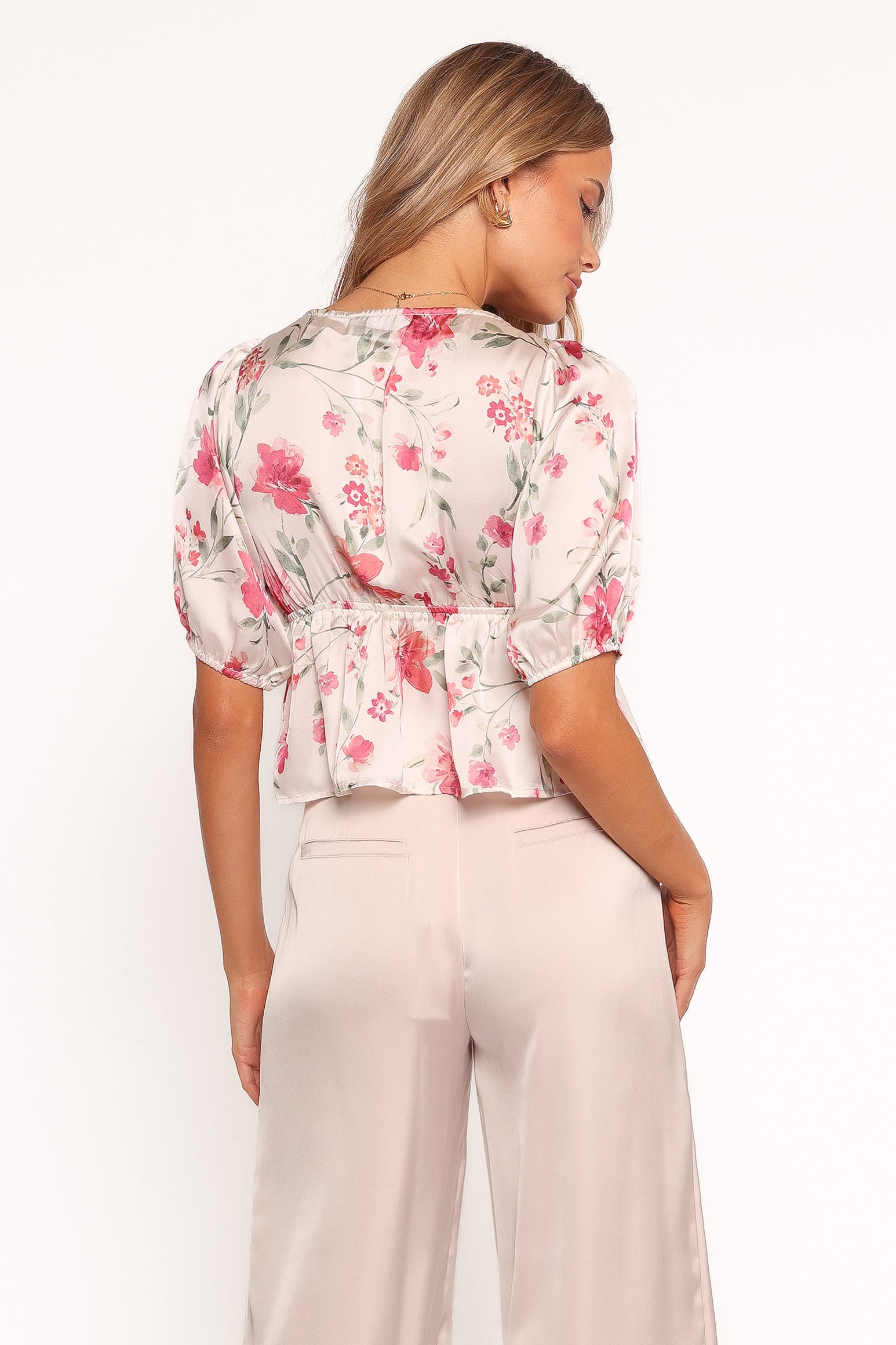 Petal and Pup USA TOPS Tove Top - Cameo Floral (Hold for Amazon)