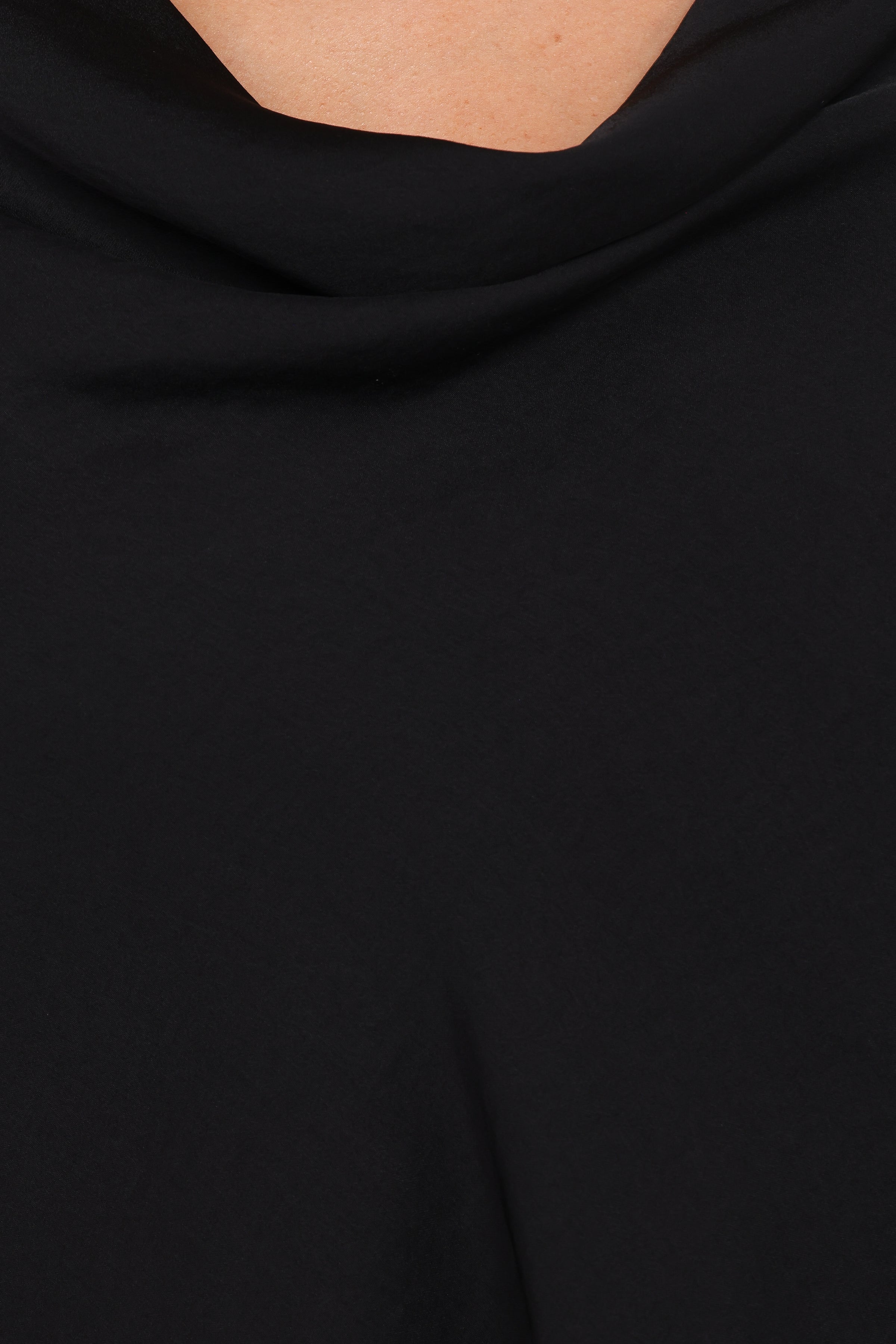 Petal and Pup USA TOPS Vinita Long Sleeve Top - Black