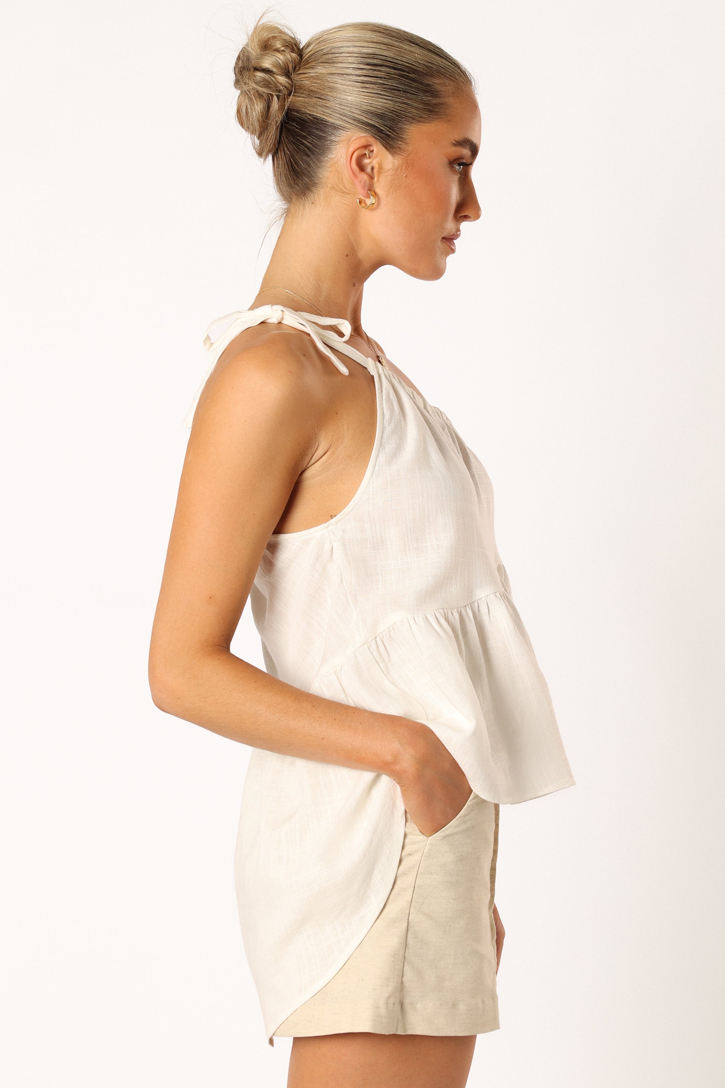 Petal and Pup USA TOPS Wanda One Shoulder Top - White