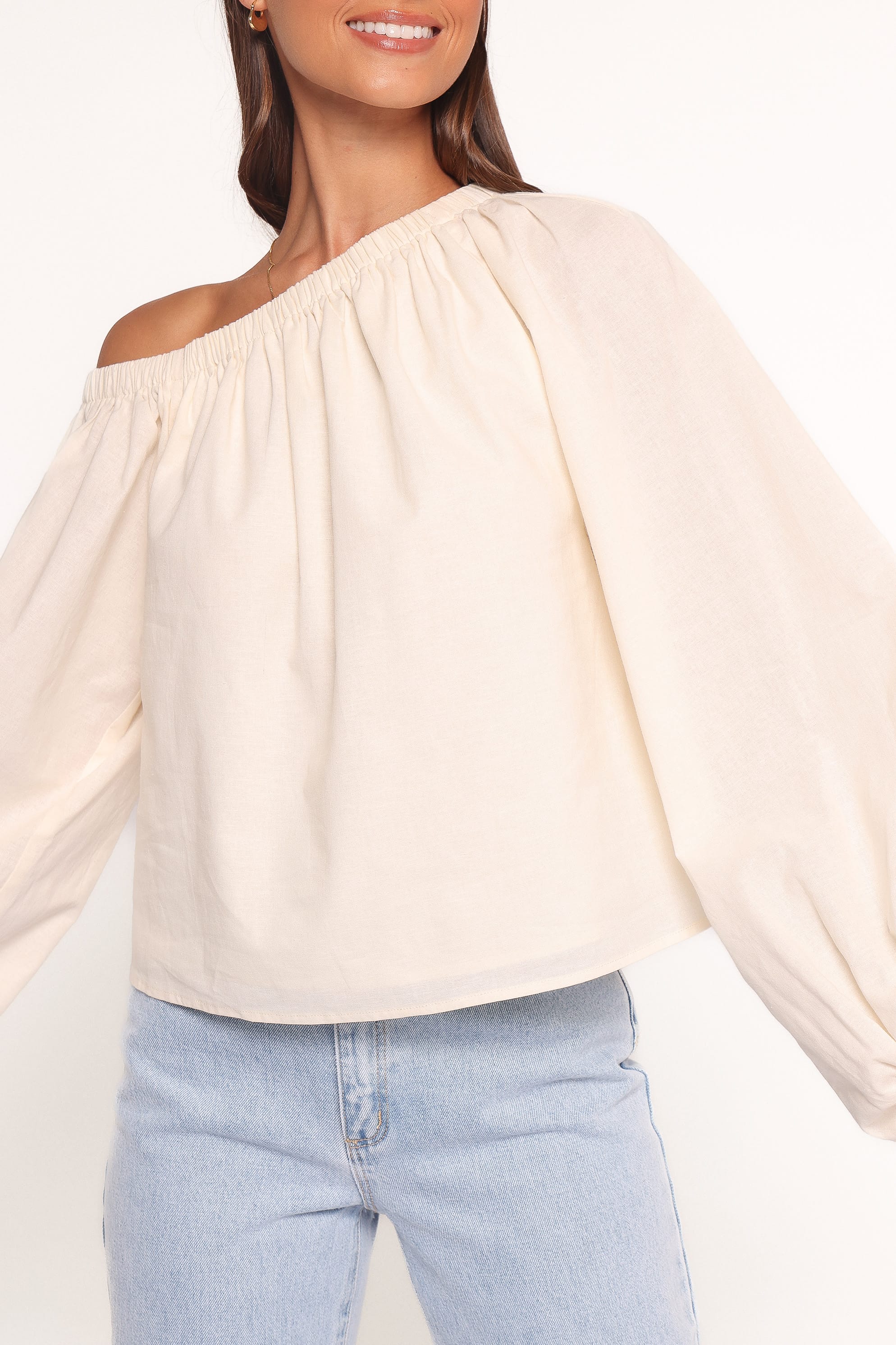 Zion Off Shoulder Long Sleeve Top - Ivory | Petal & Pup USA