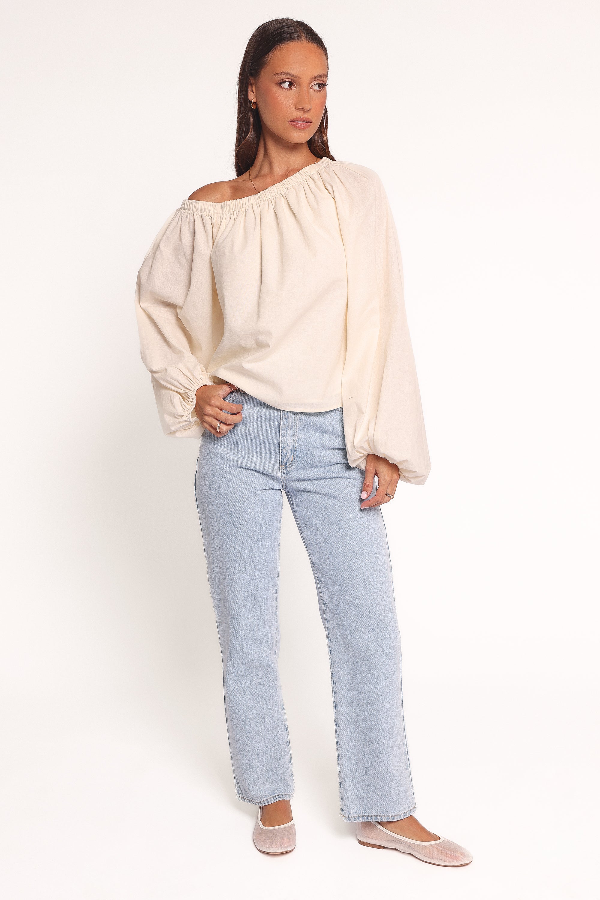 Petal and Pup USA TOPS Zion Off Shoulder Long Sleeve Top - Ivory (Hold for Rack)