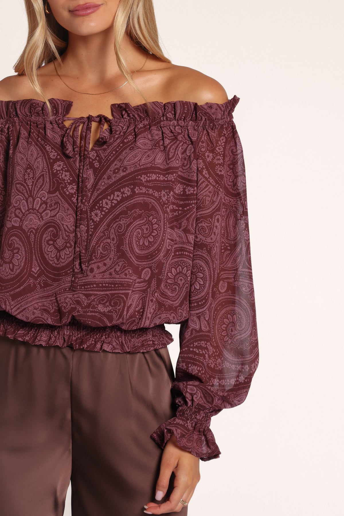 TOPS Dawson Off Shoulder Top - Wine Paisley