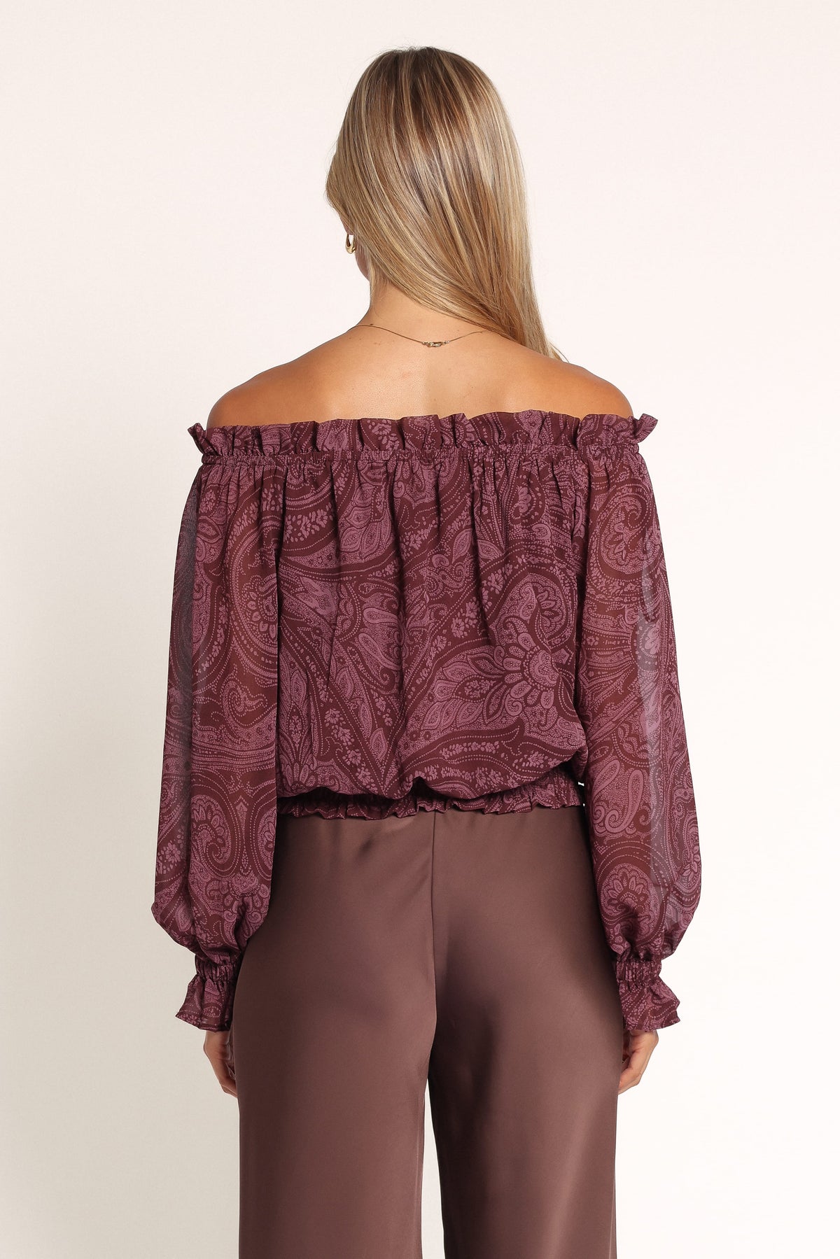 TOPS Dawson Off Shoulder Top - Wine Paisley