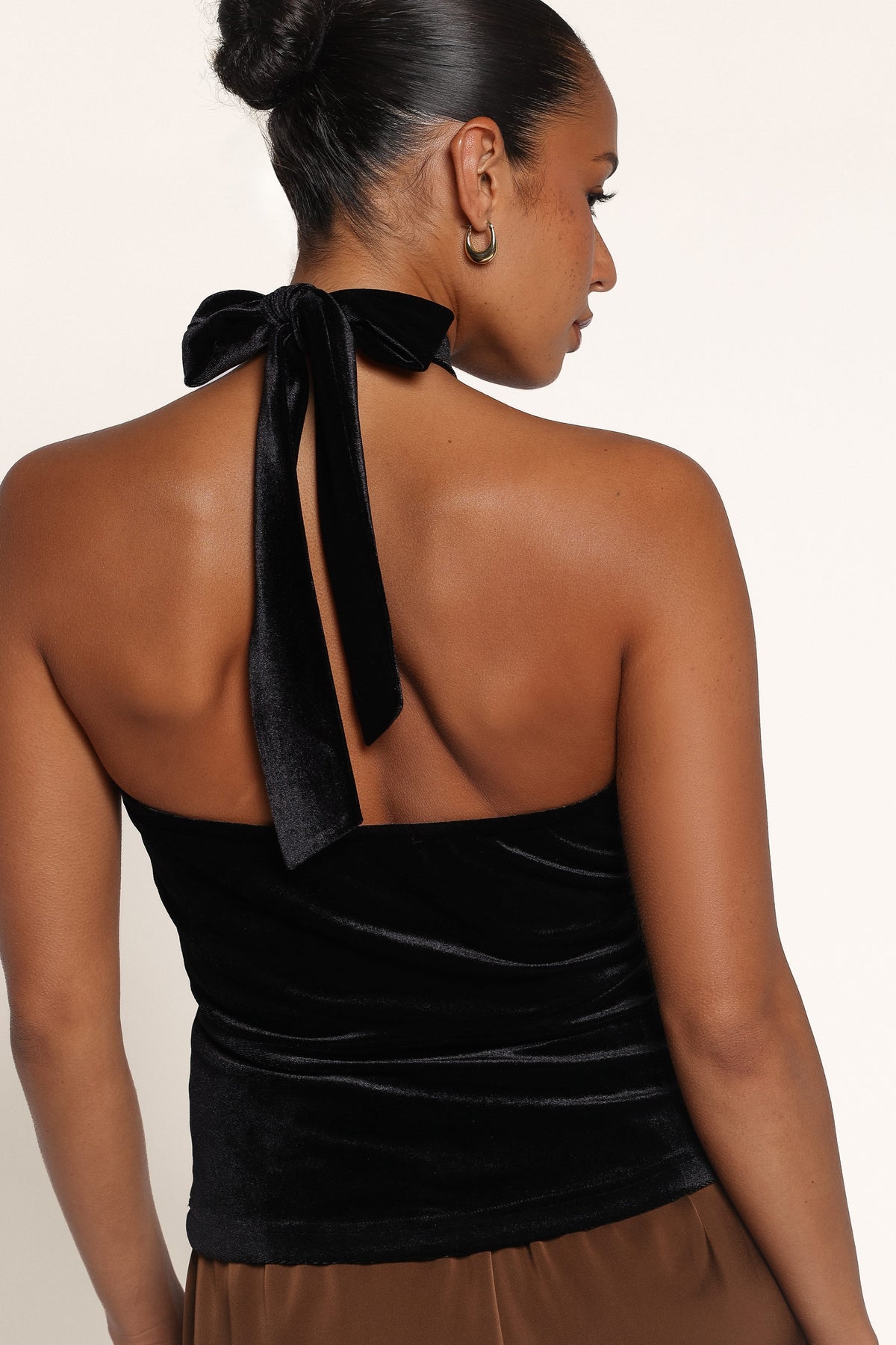TOPS Raquel Halterneck Top - Black