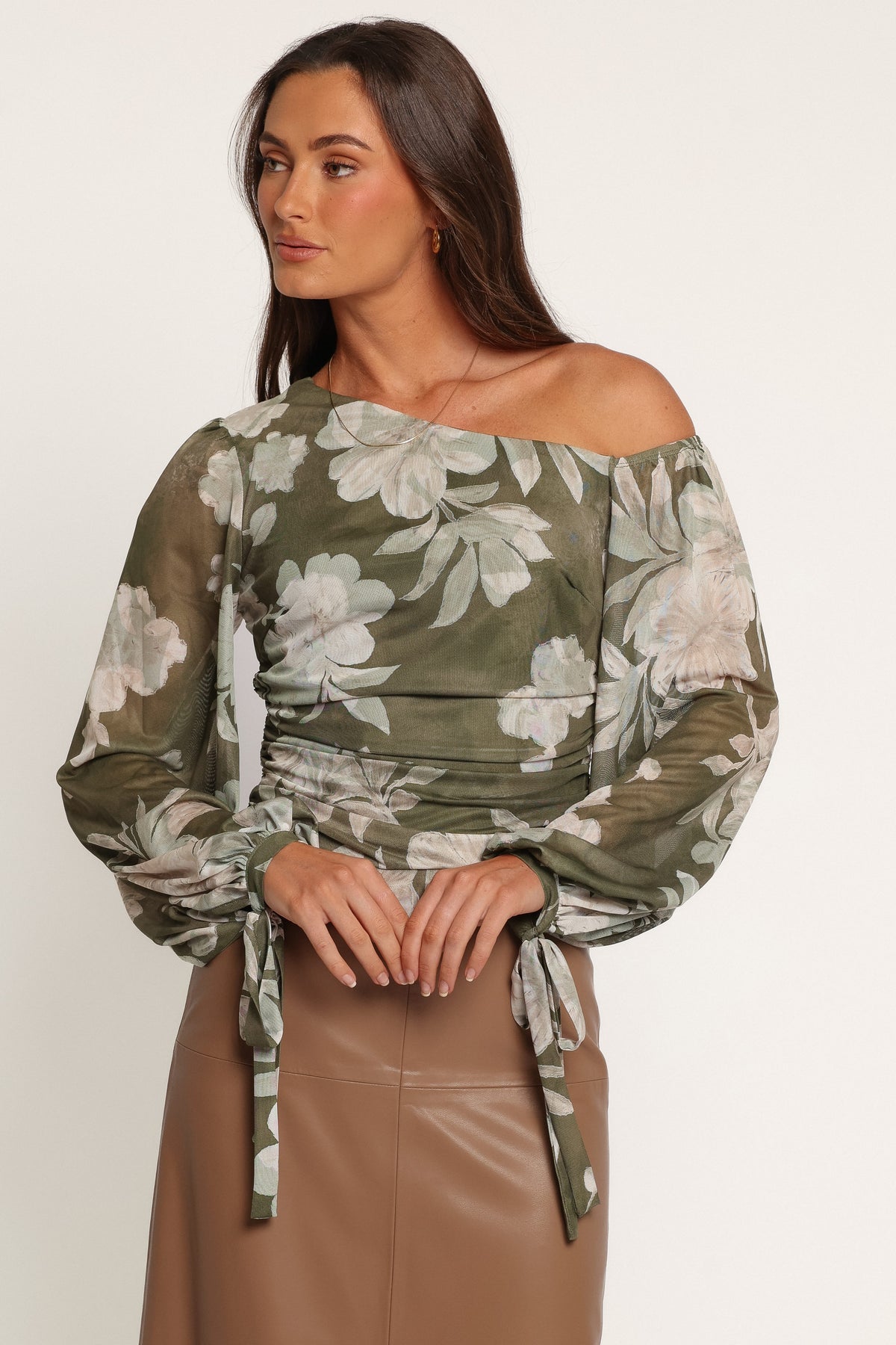 TOPS Sinthia Off Shoulder Top - Green Floral