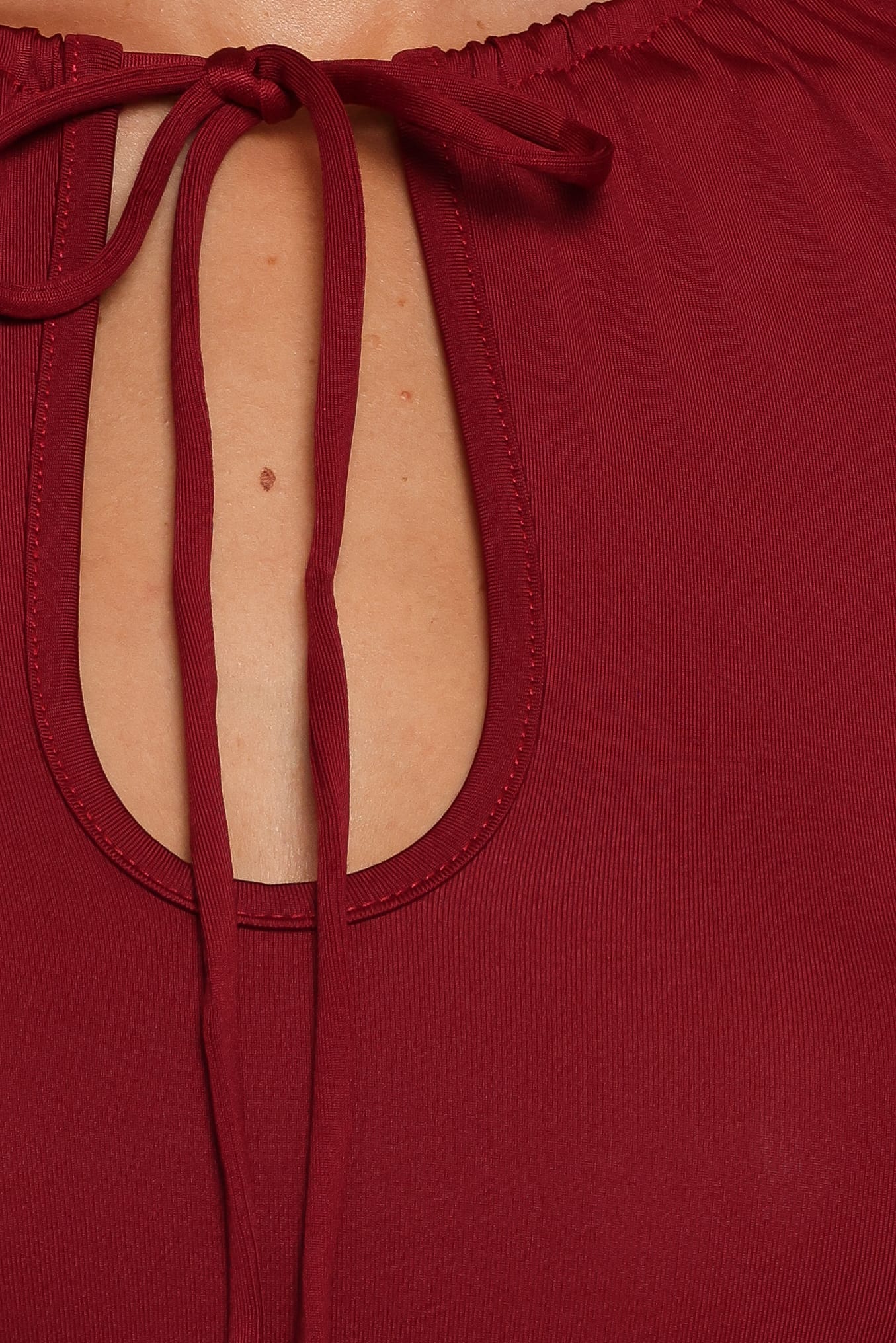 TOPS Tuscany Keyhole Top - Burgundy