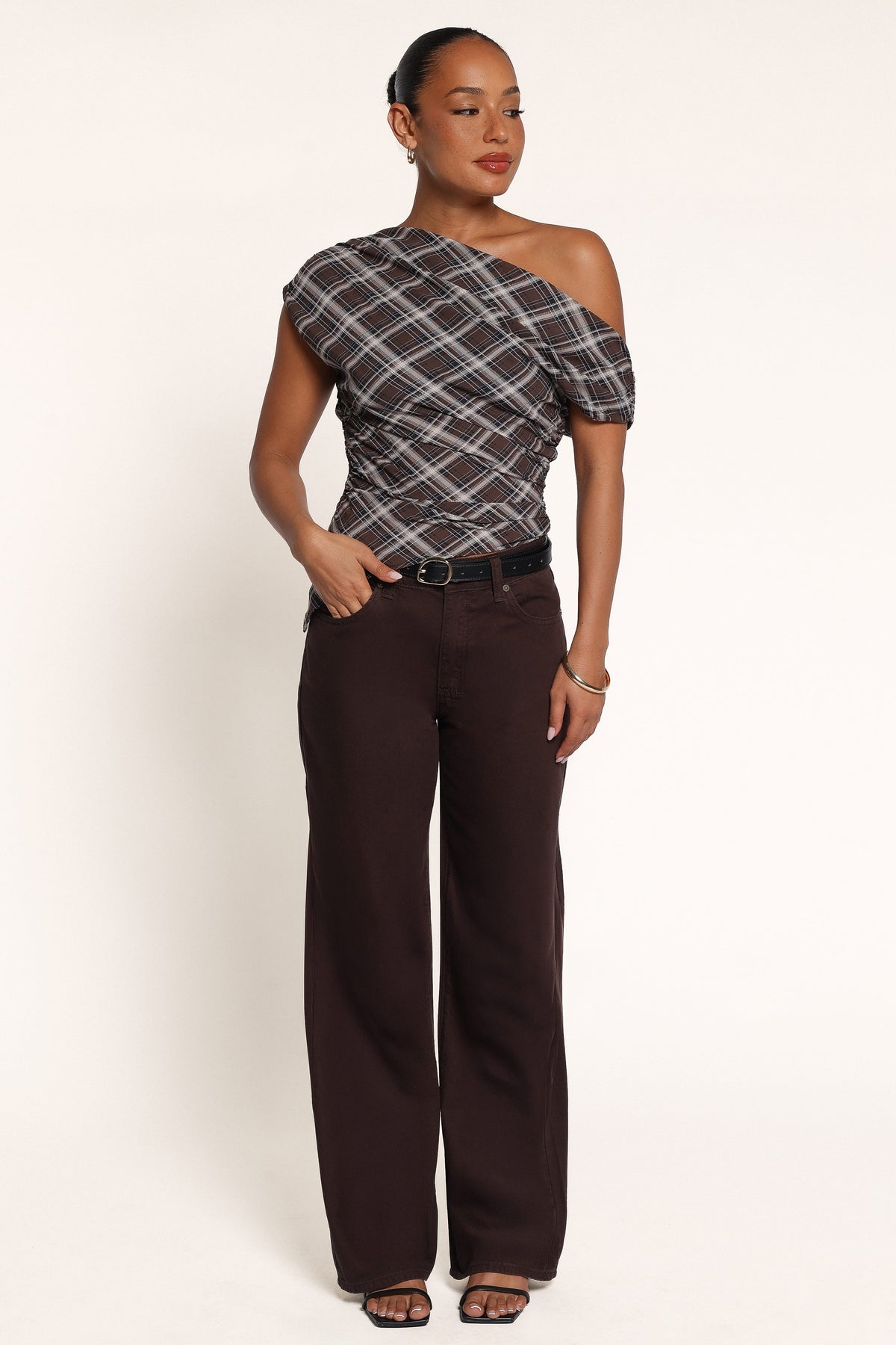 TOPS Vale Off Shoulder Top - Brown Plaid