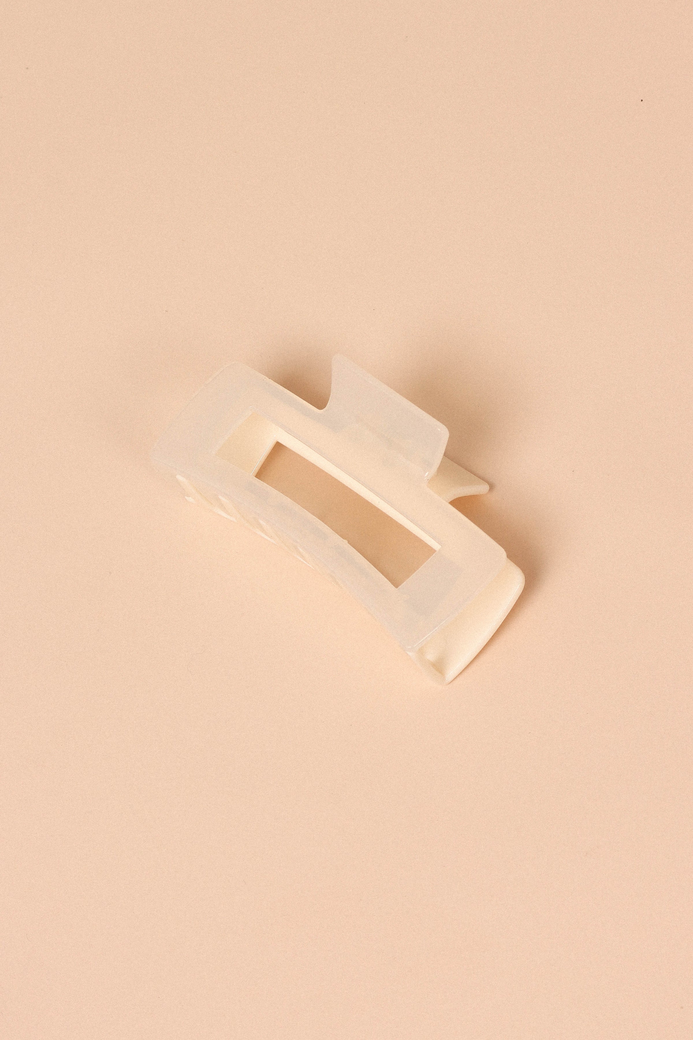 Petal and Pup USA ACCESSORIES Nicole Hairclip - White One Size