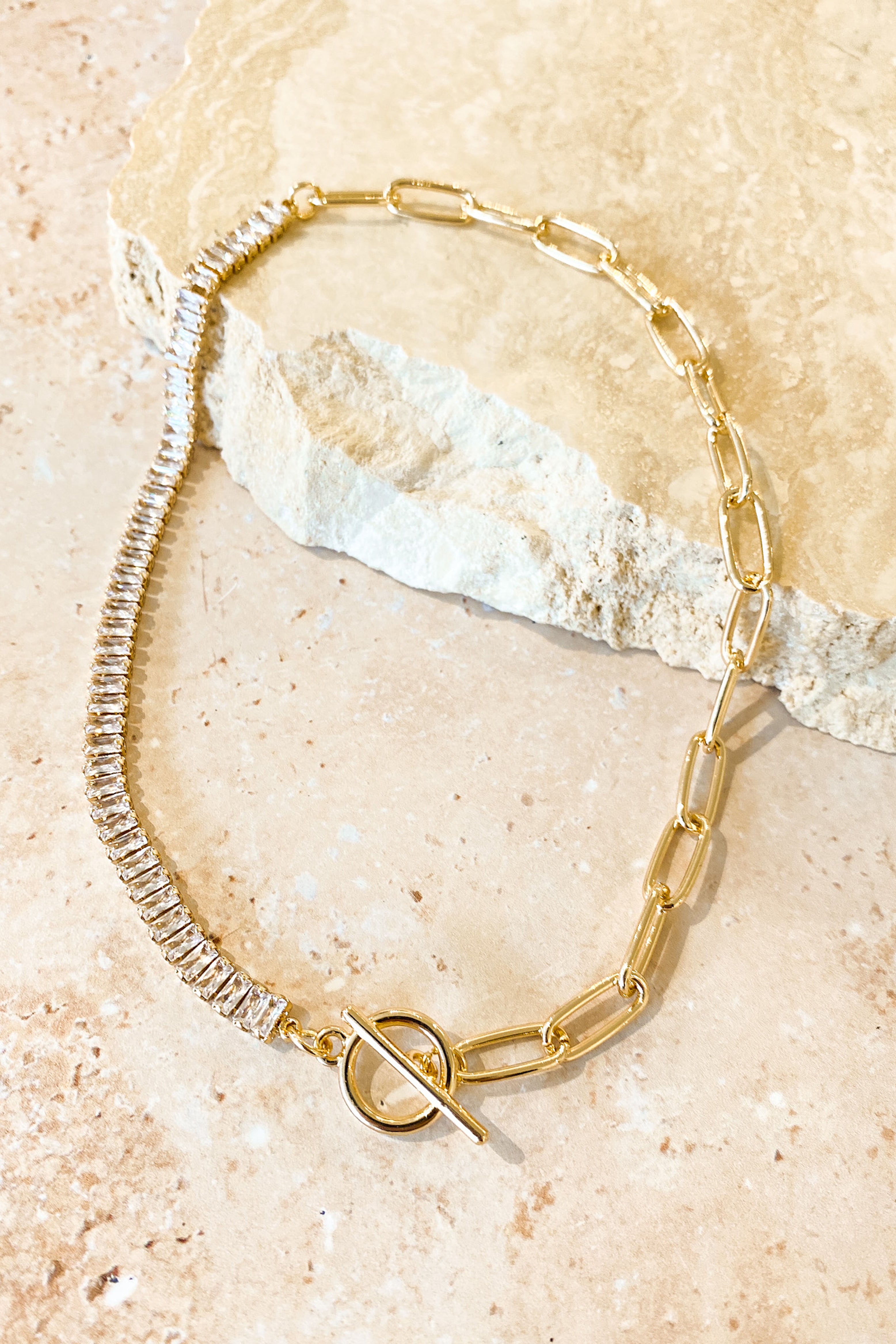 ACCESSORIES @Riri Contrast Chain - Gold