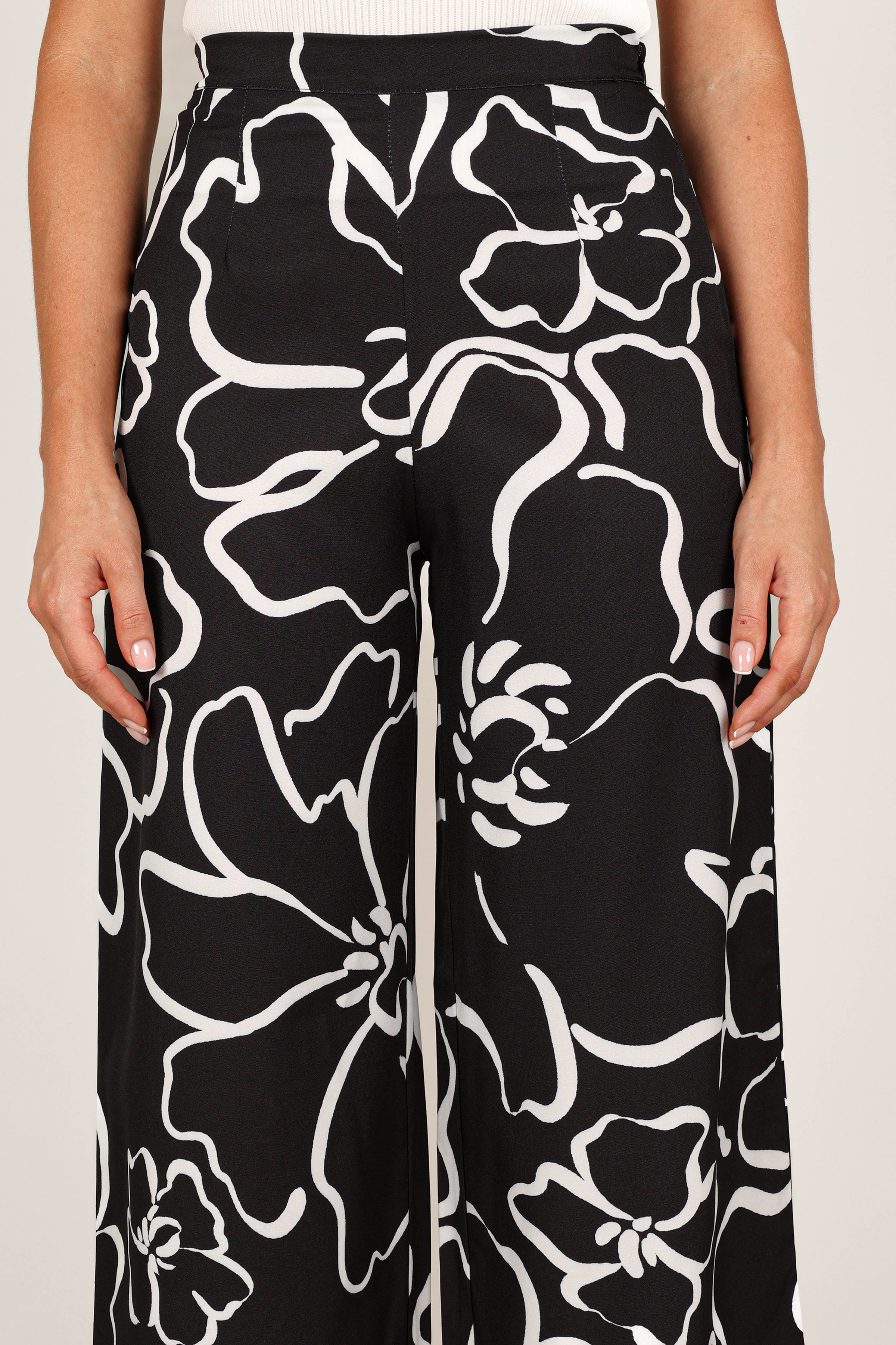 Petal and Pup USA BOTTOMS York Pant - White / Black Floral