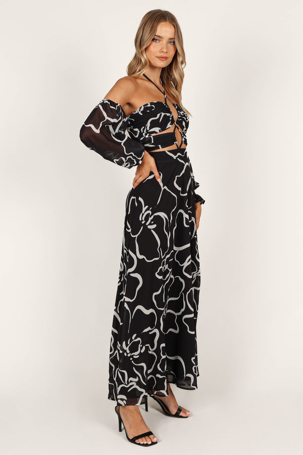 Petal and Pup USA DRESSES Karma Maxi Dress - White/Black Floral