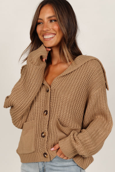 Amelia Oversize Collar Button Cardigan Camel