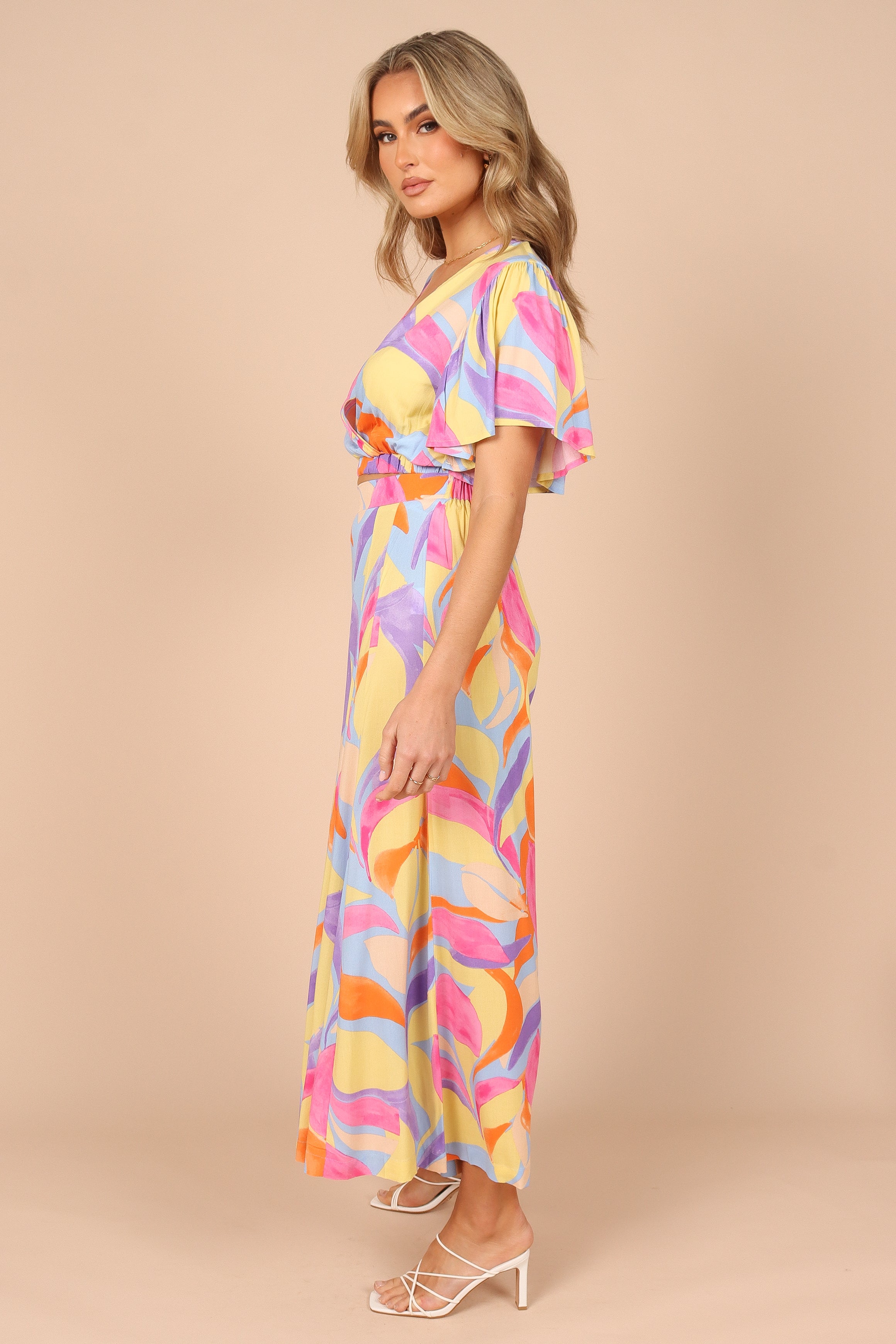 Petal and Pup USA TOPS Luis V Neck Cropped Top - Blue Multi